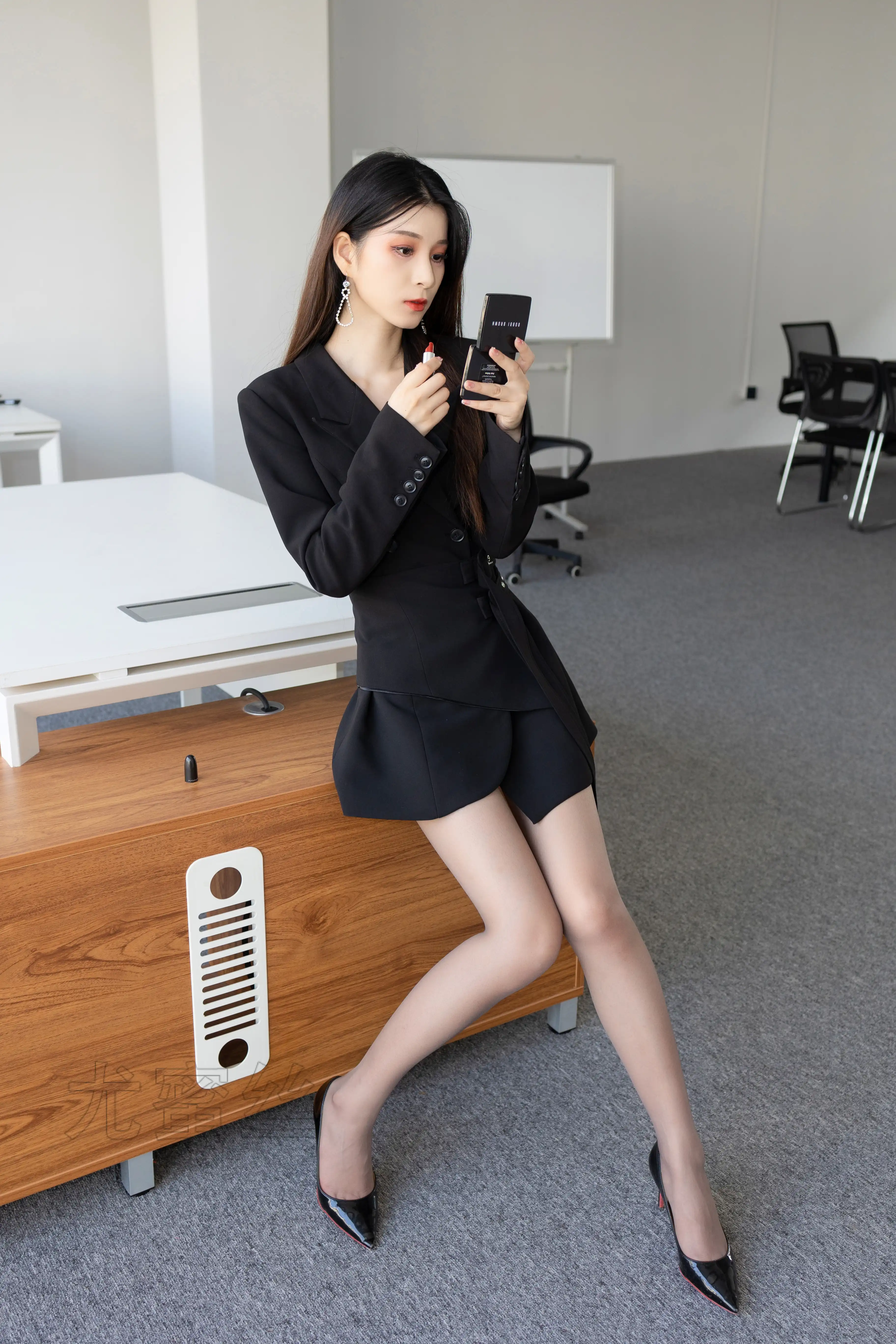 尤蜜丝 穿搭写真 NO.128 [55P 508MB]