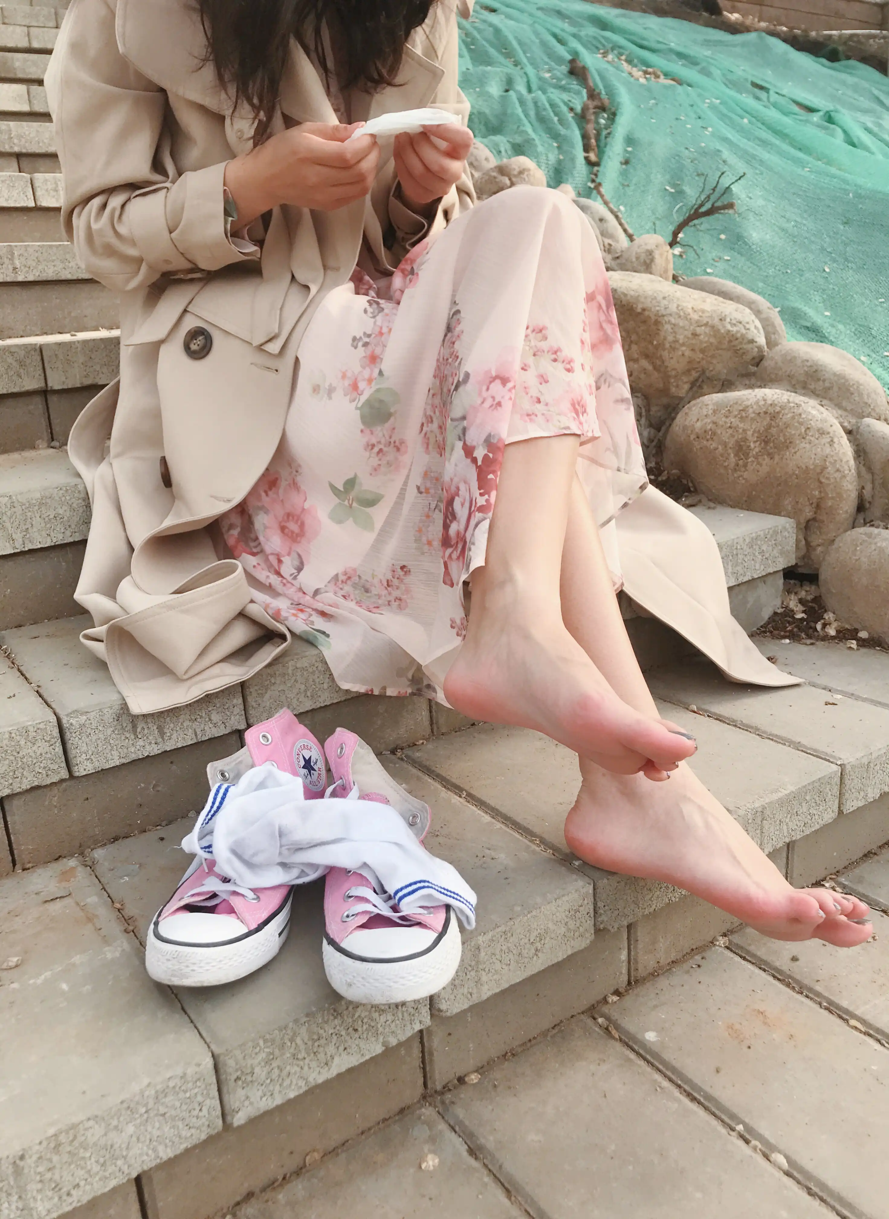 安乔乔 NO.005 仙女肉脚底 [108P+432M] - 第2张