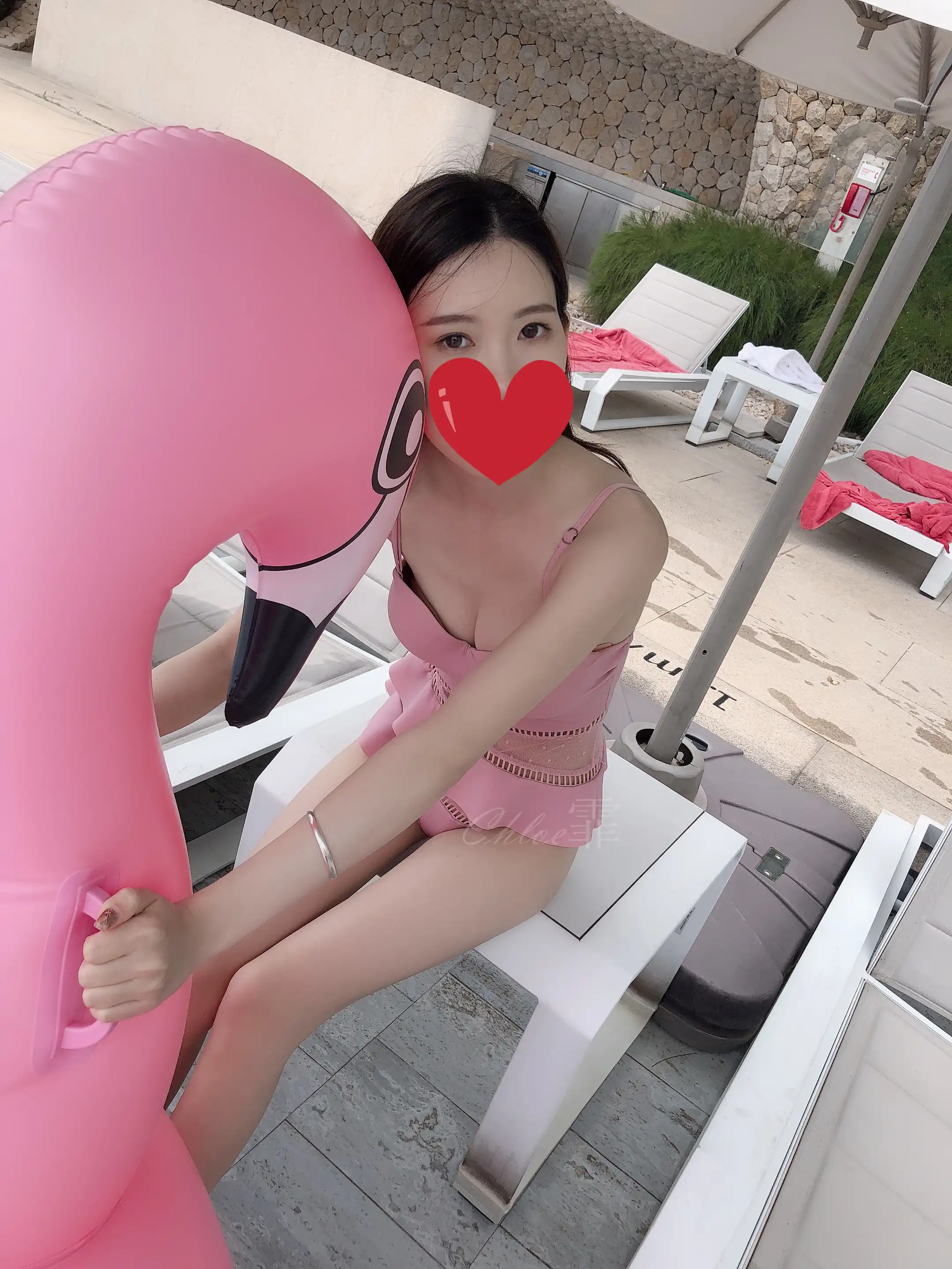 chloe霏霏霏 NO.016 20190330 艾美酒店 性感骚粉色泳衣 无边泳池 [8P 34.05 MB] - 第3张