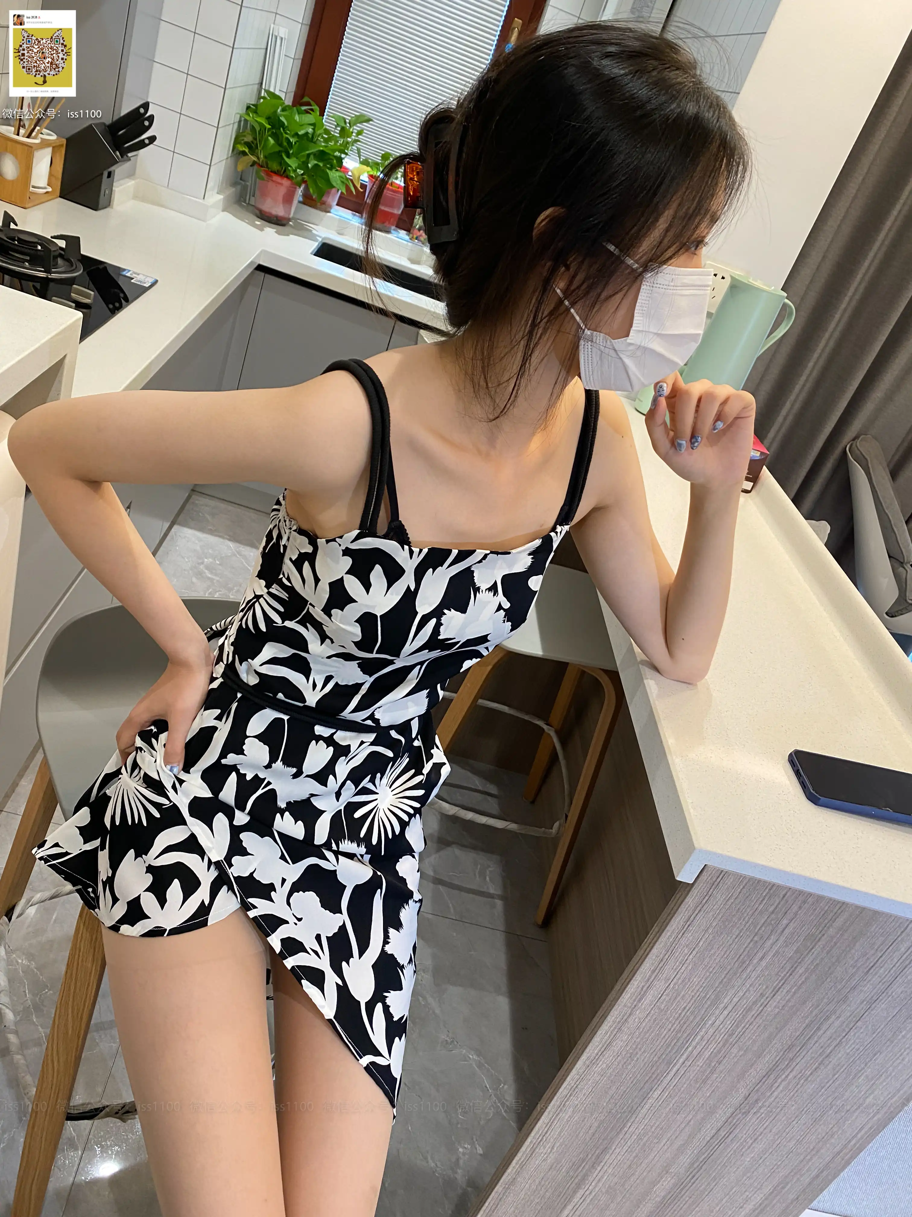 ISS系列 NO.021 美晗 脱丝 [98P+1V0.751G] - 第2张