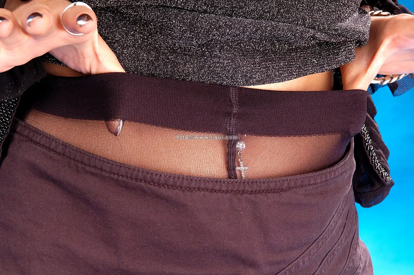[Ligui丽柜] 2005-04-18