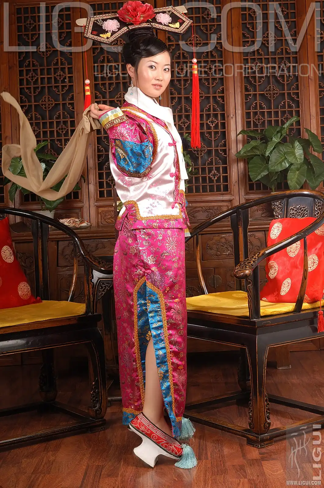 [Ligui丽柜] 2007-09-23 小璐璐 玲玲之中秋节快乐 - 第3张