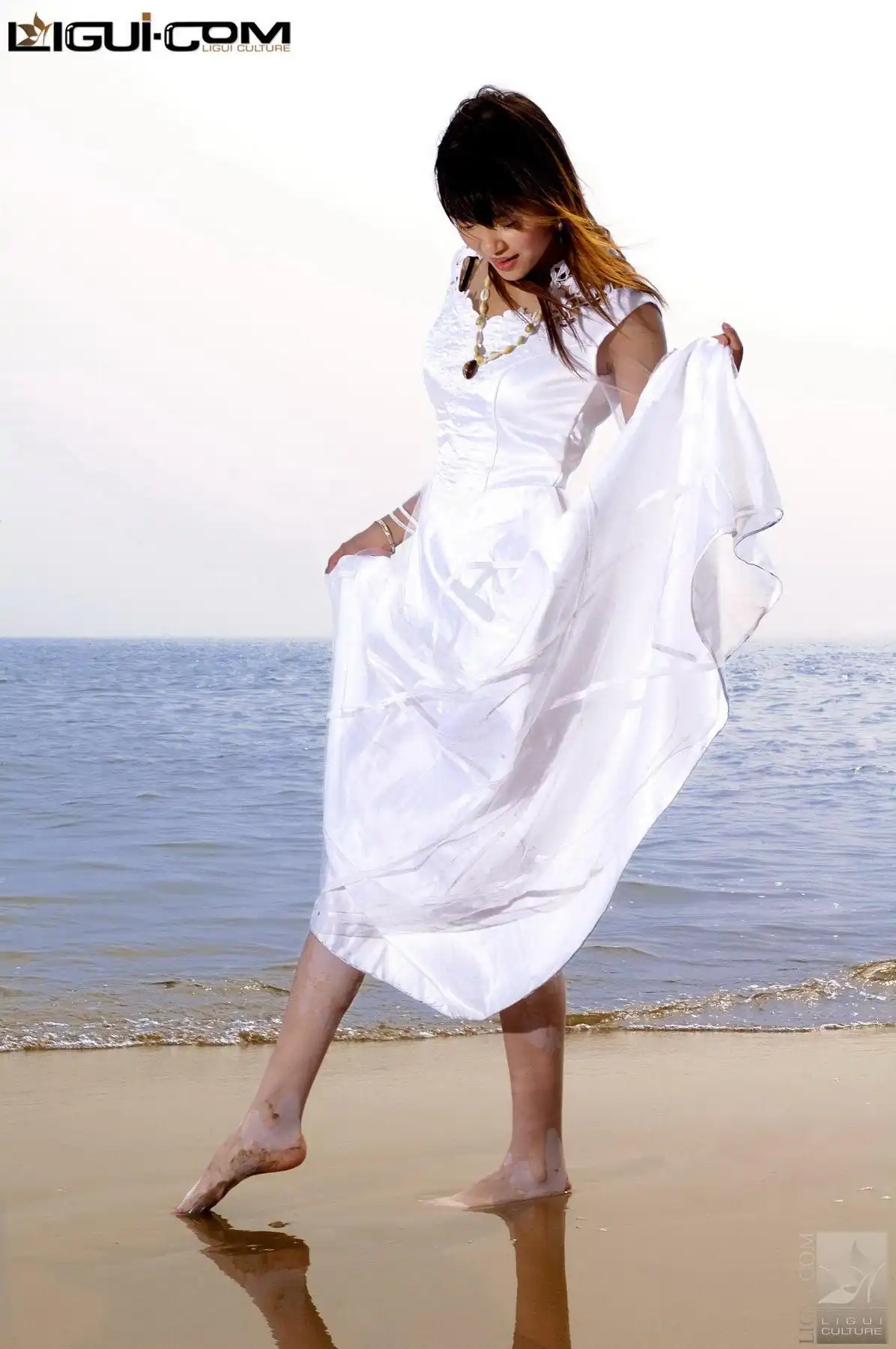 [Ligui丽柜] 2008.05.08 菲儿 出海旅行的最大收获—丝袜版白雪公主 - 第3张