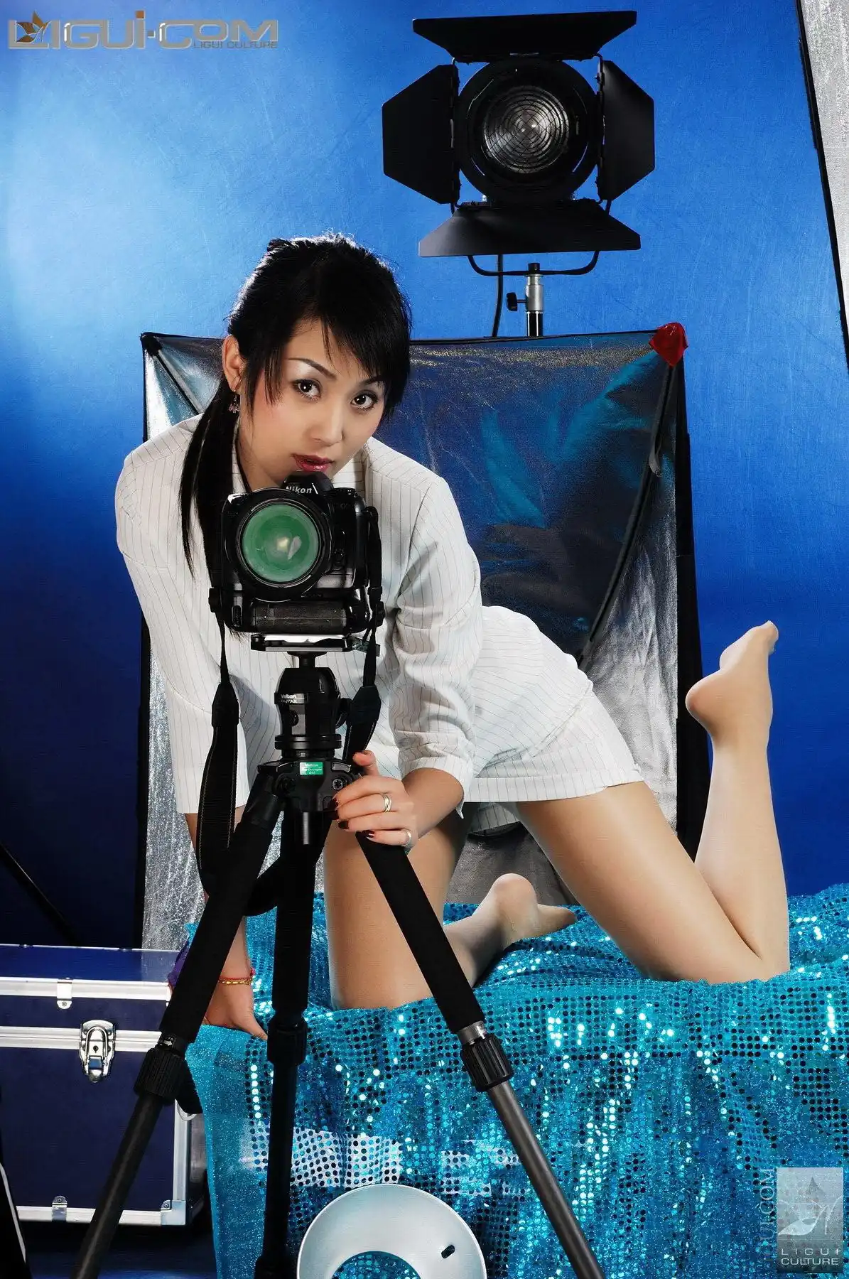 [Ligui丽柜] 2008.08.12 琳达 燃情丝袜玉足是聚光灯永恒的焦点 - 第2张