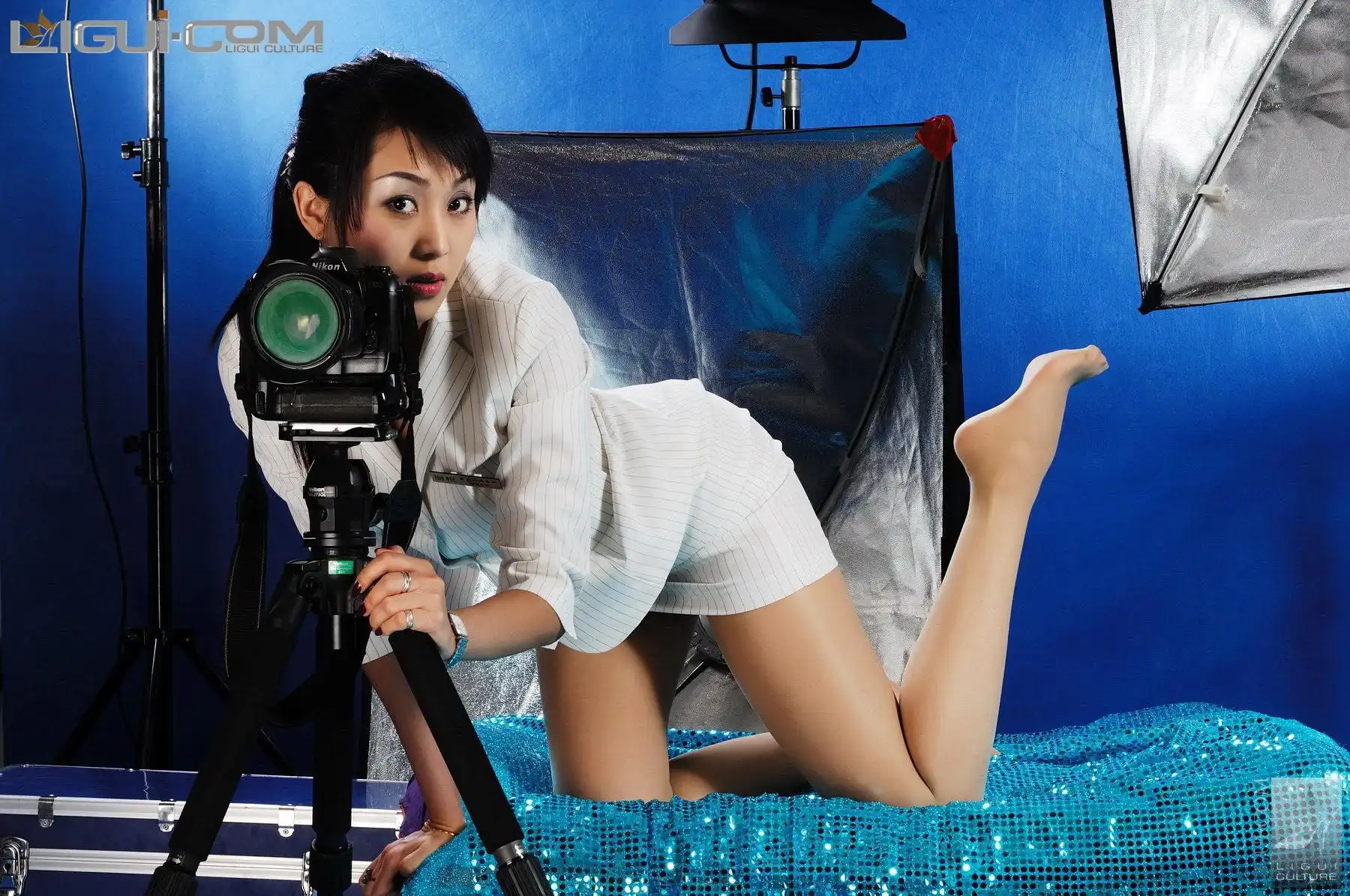 [Ligui丽柜] 2008.08.12 琳达 燃情丝袜玉足是聚光灯永恒的焦点 - 第3张