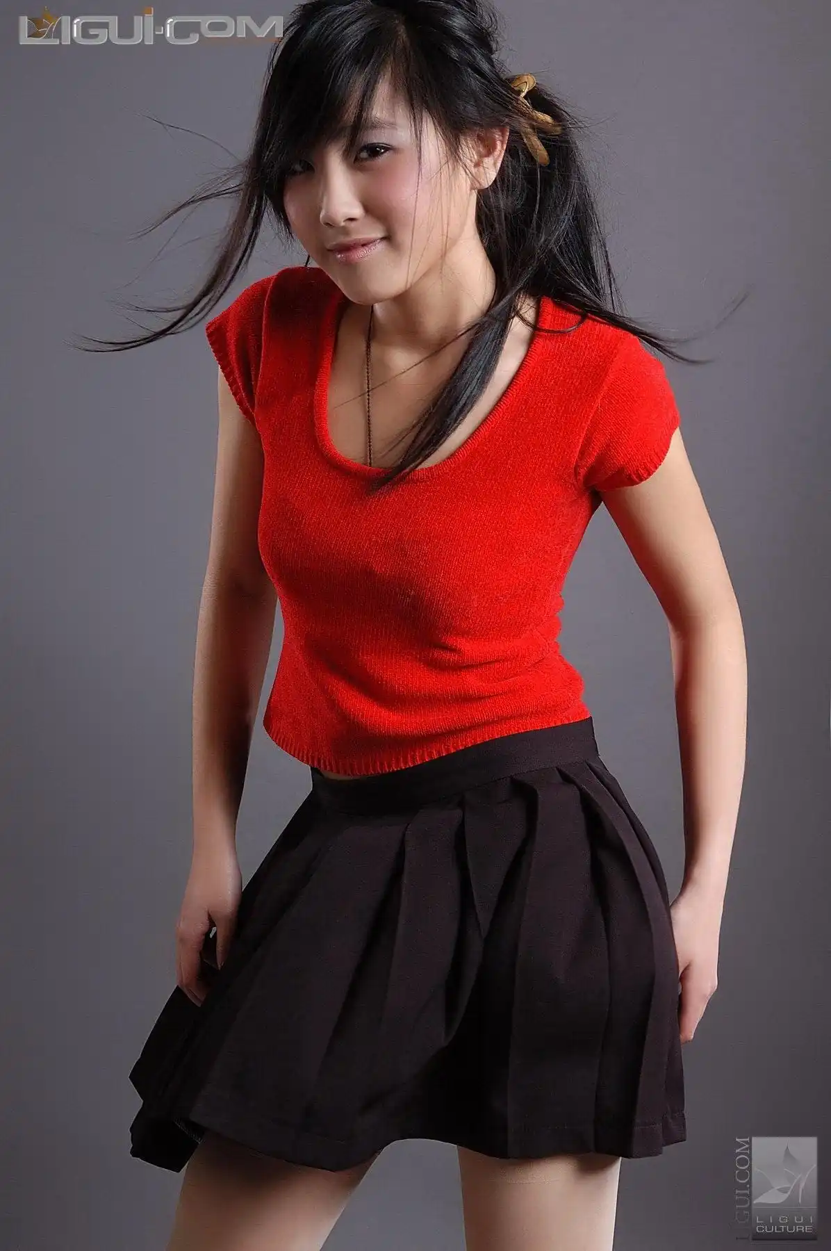 [Ligui丽柜] 2008.08.17 包莹 凌乱美-丝袜