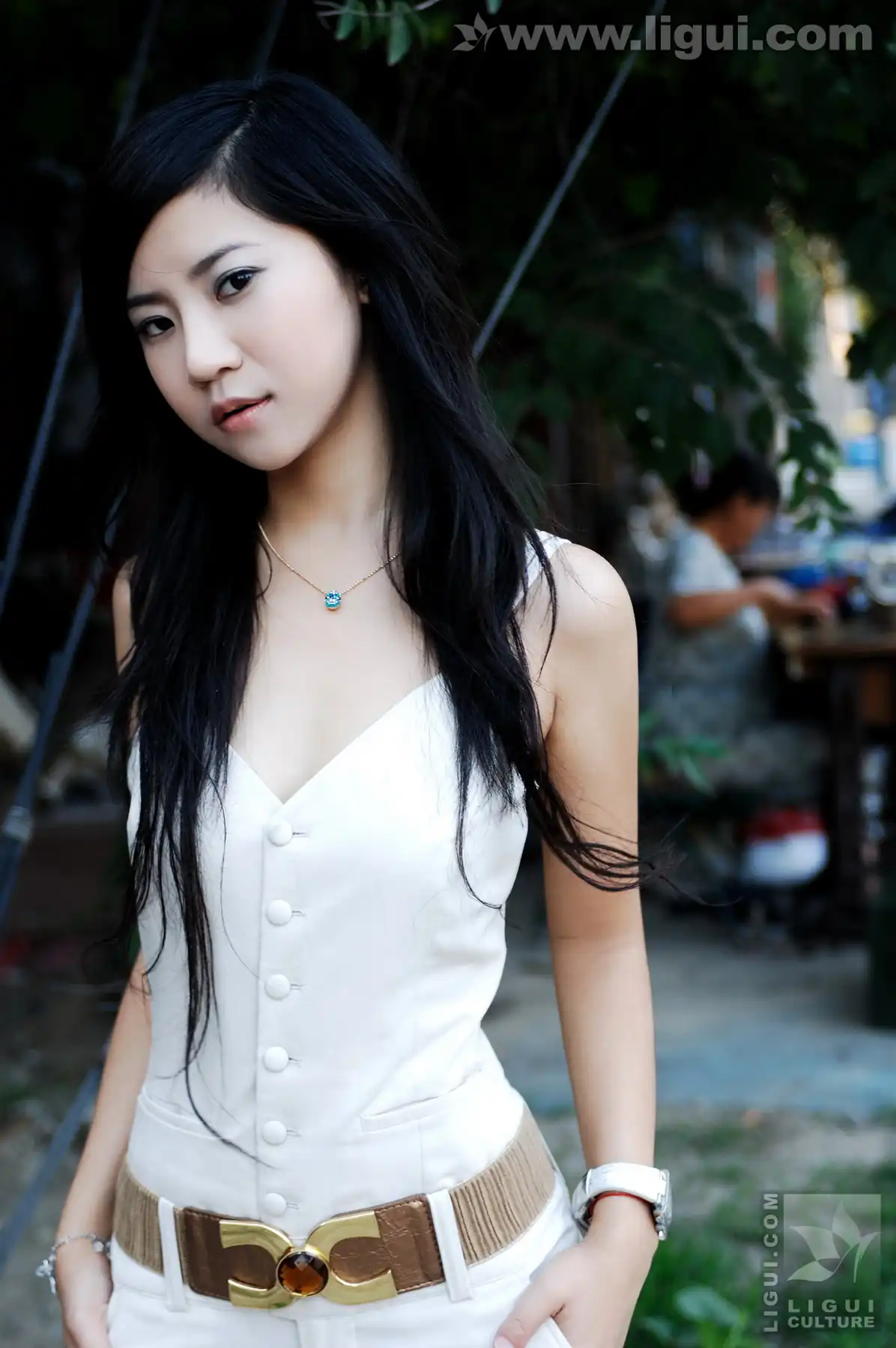 [Ligui丽柜] 2009.01.22 时尚美足达人街边秀足千姿百媚 MODEL 卡鲁鲁