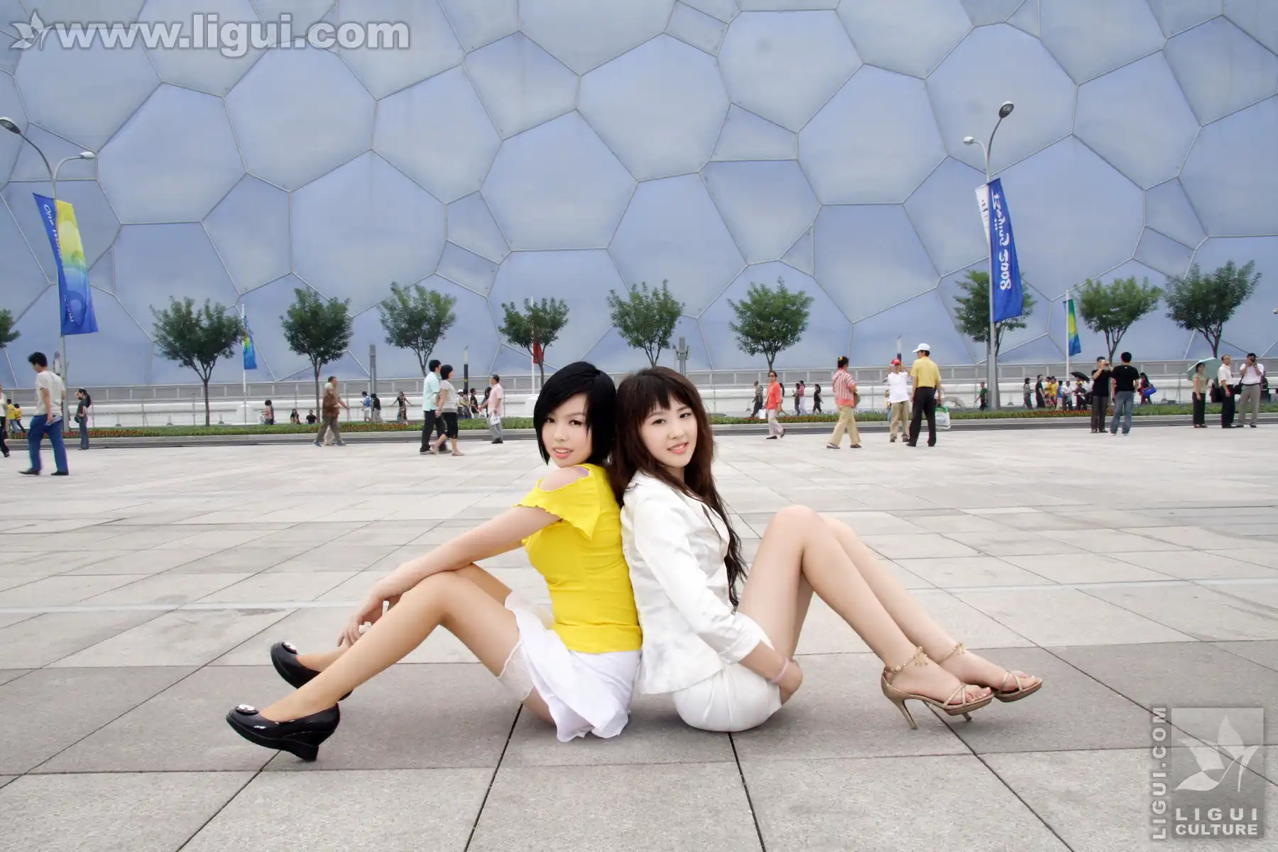 [Ligui丽柜] 2009.03.09 超级美女奥运赛场展美腿 Model 菲菲 - 第3张