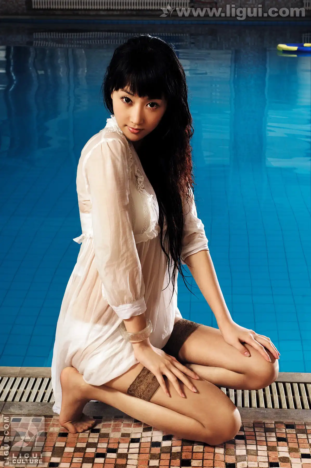 [Ligui丽柜] 2009.10.28 海伦之美轮美奂风姿乍现[一] model 程海伦[出自贵足杂志] - 第3张