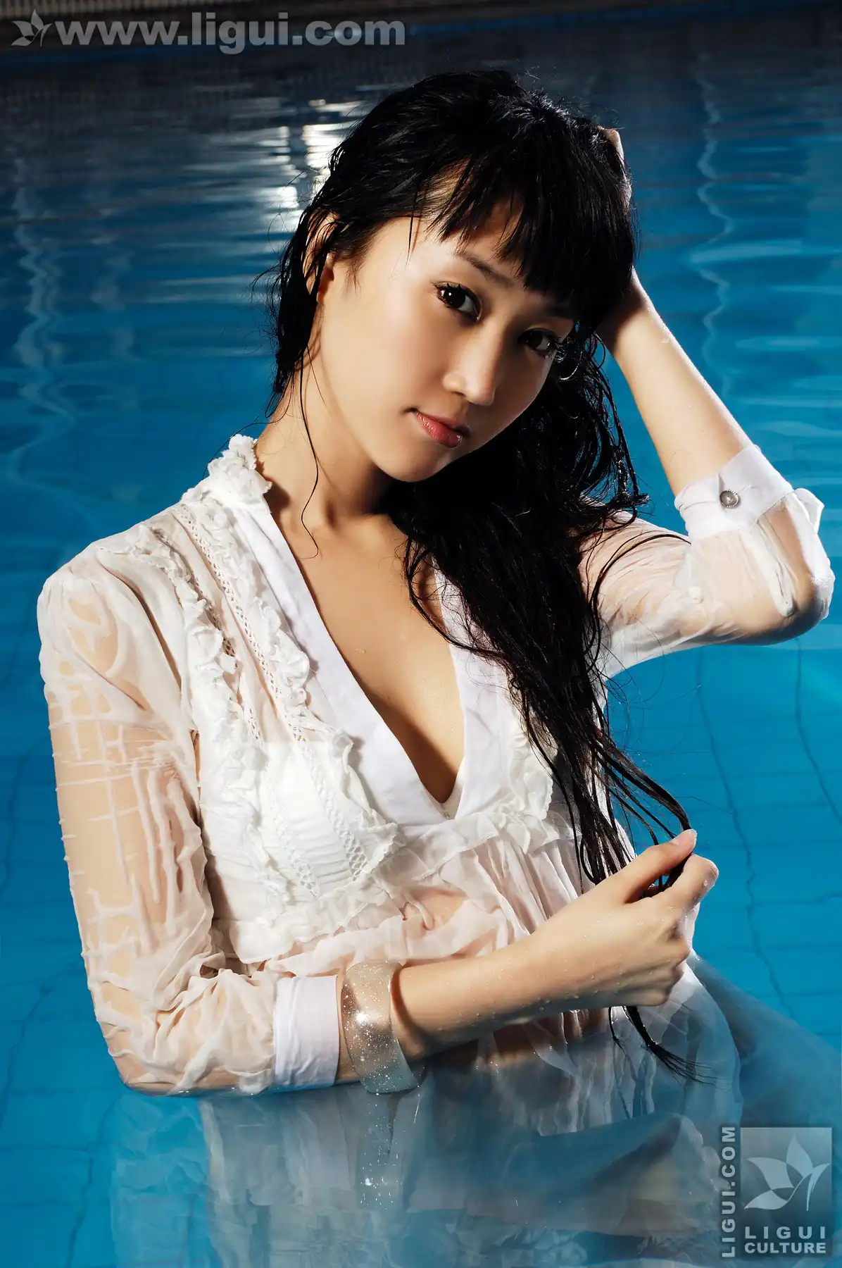 [Ligui丽柜] 2009.11.16 海伦之美轮美奂风姿乍现[四] model 程海伦[出自贵足杂志] - 第1张