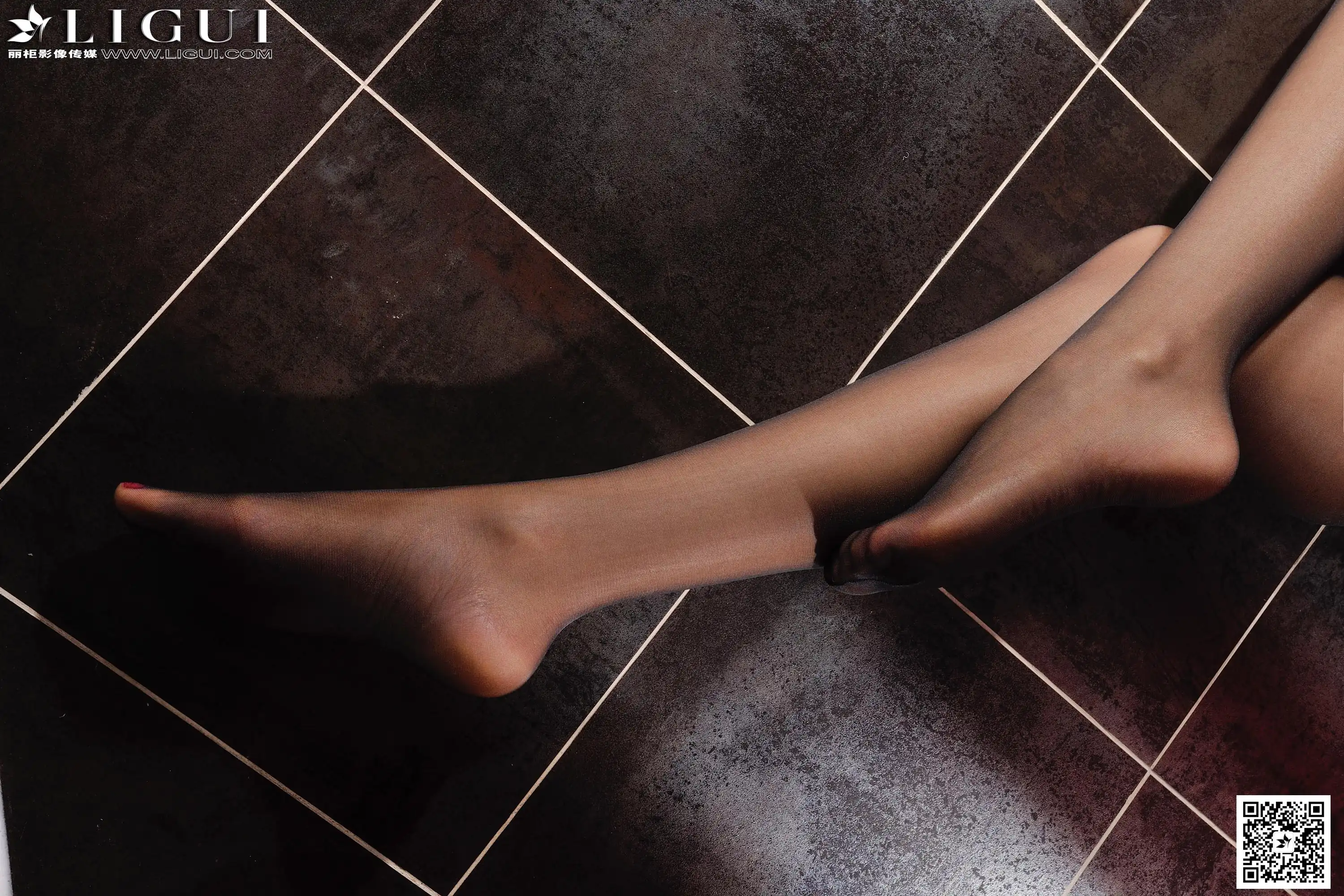 [Ligui丽柜] 2015.06.30 Model 微微[57+1P35.6M]