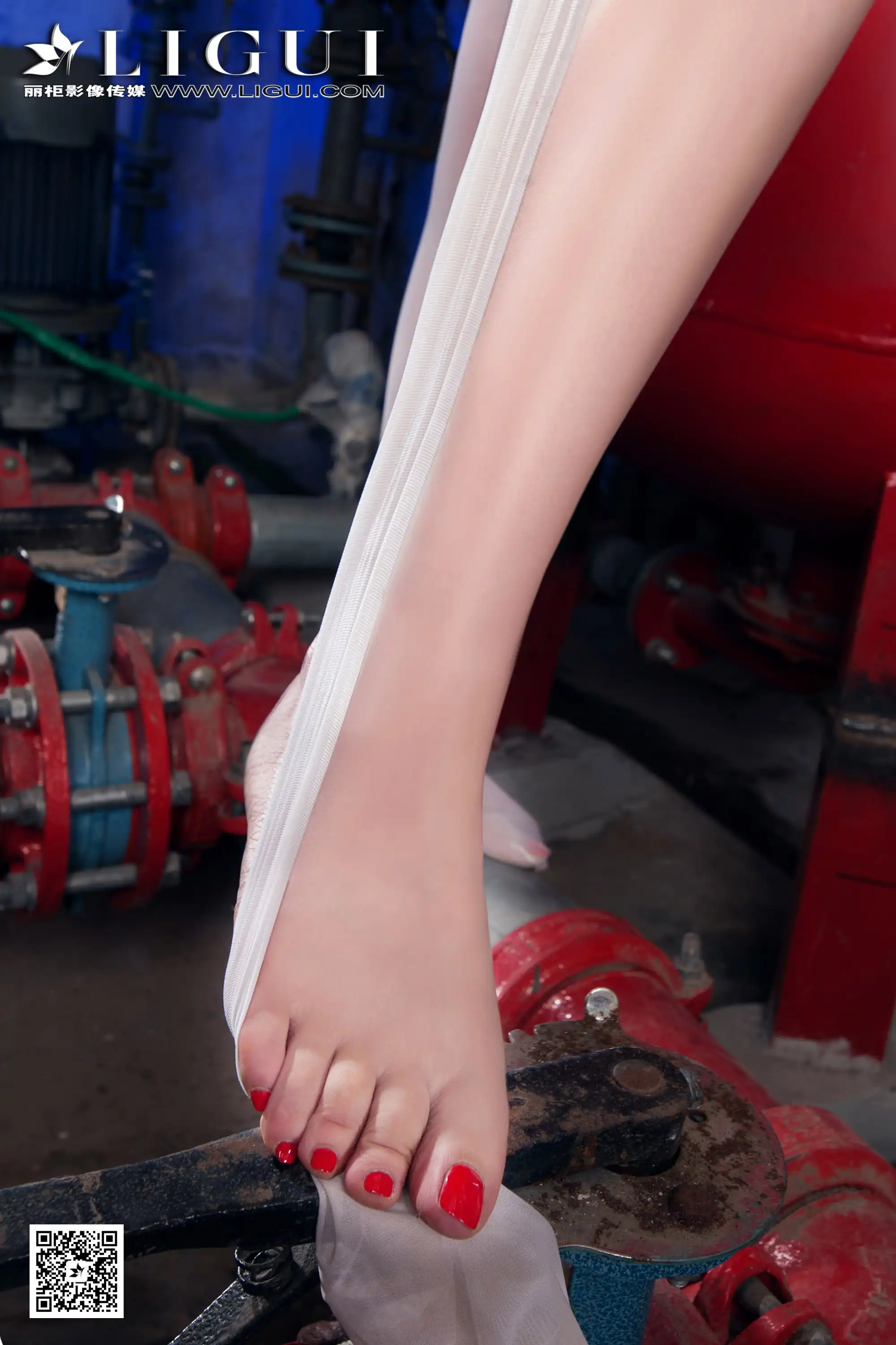 [Ligui丽柜] 2016.05.19 Model 安安[39+1P33.1M] - 第2张
