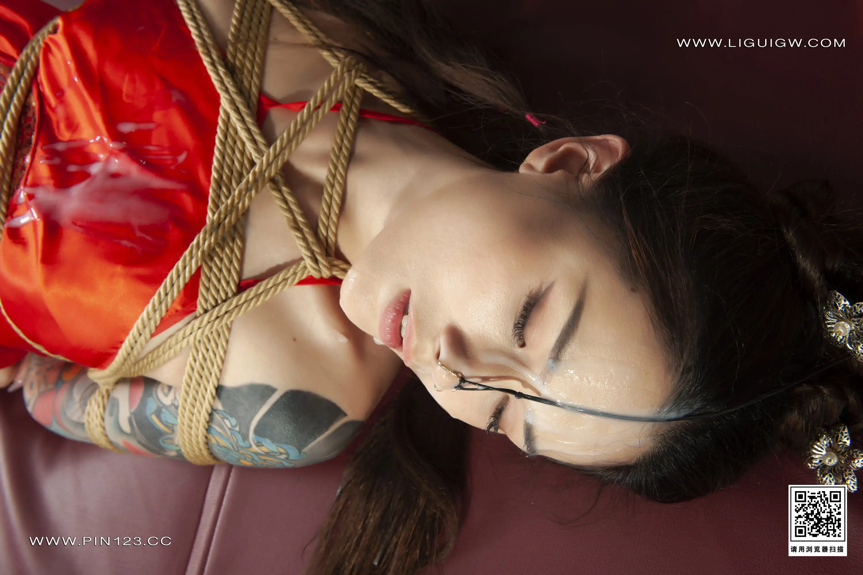 Ligui丽柜 2024.10.04  吊虐闺秀 甜甜 [52P] - 第2张