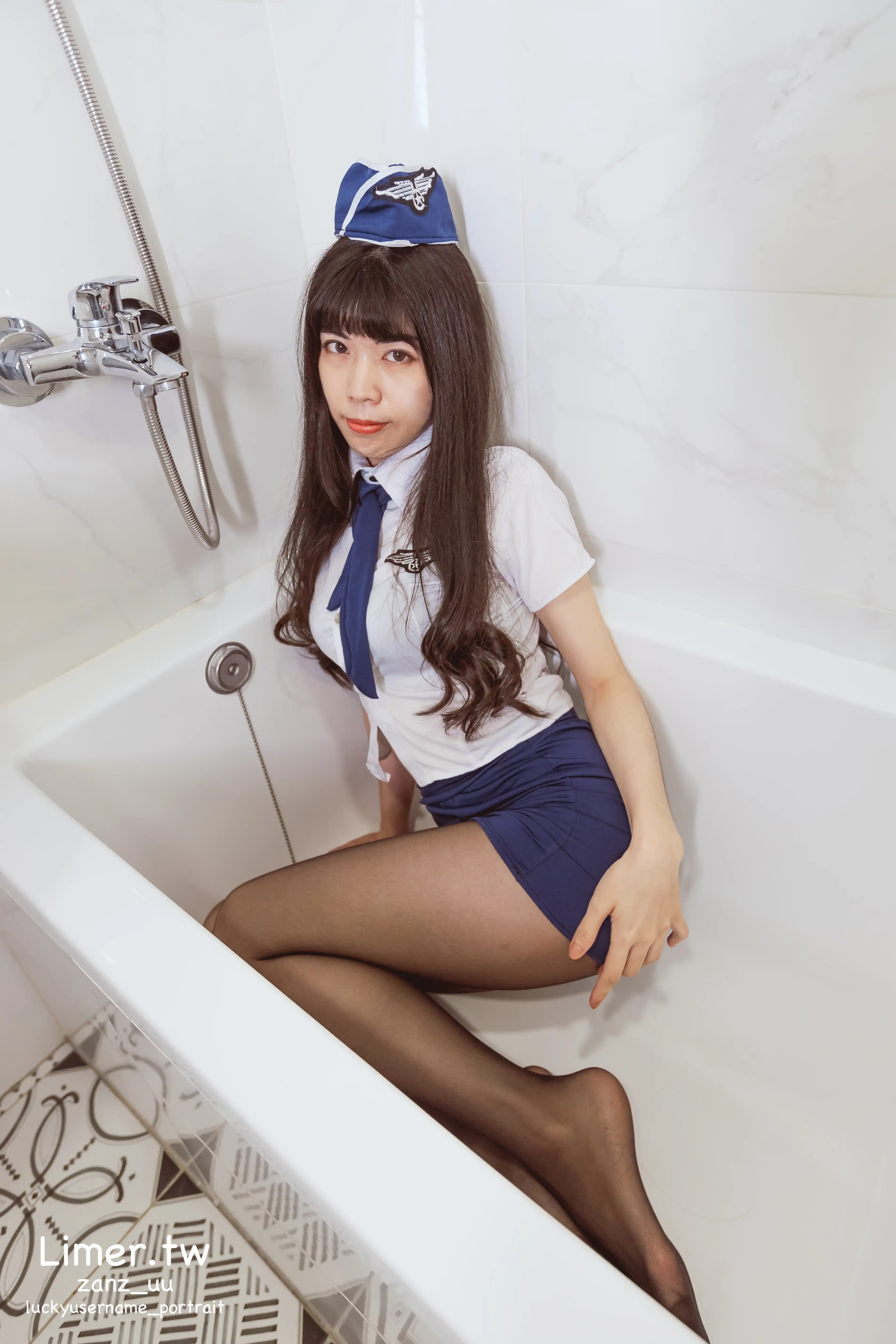 Limerence NO.038 Zana黑丝空姐 今天就一起待在家吧[131P+1V-4.16G] - 第3张