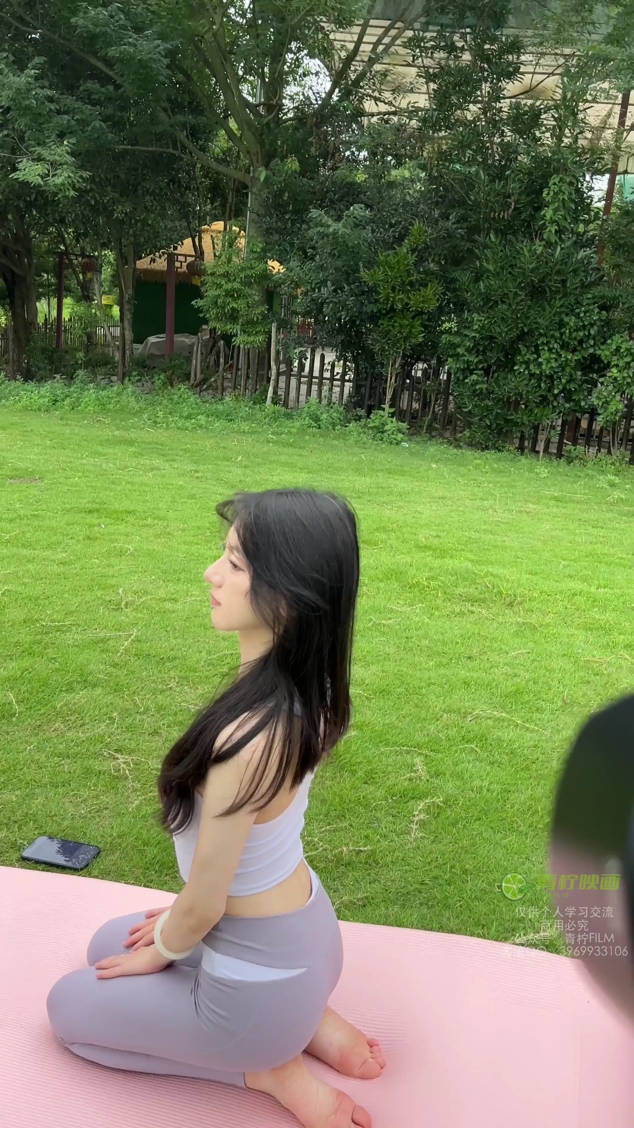青柠映画 NO.004 阿慌六4瑜伽 [76P2V 5.25GB] - 第1张