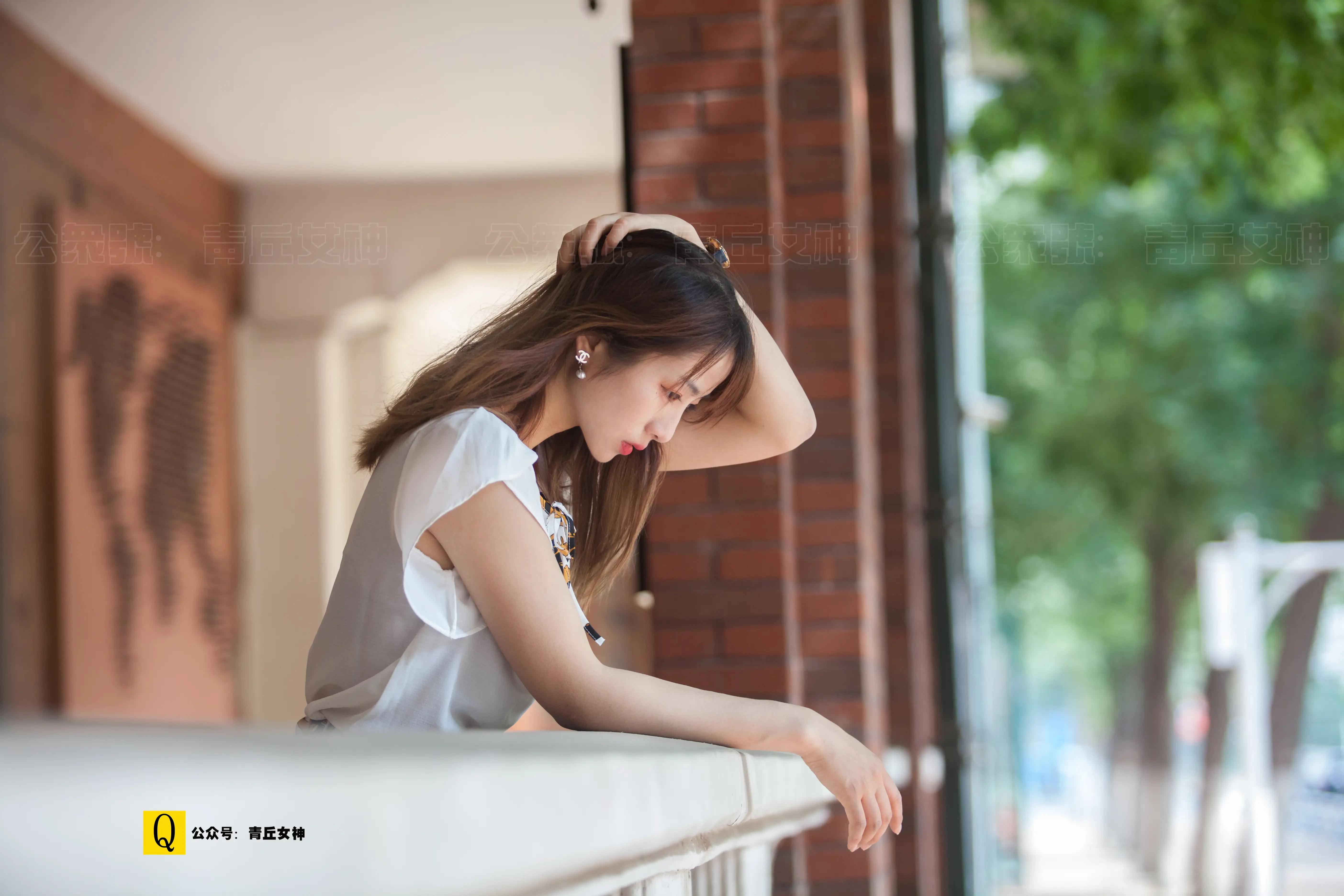 青丘女神 143 2019.07.08 小诺 外院的夏天定制版本 [85P1V+1.09G] - 第5张