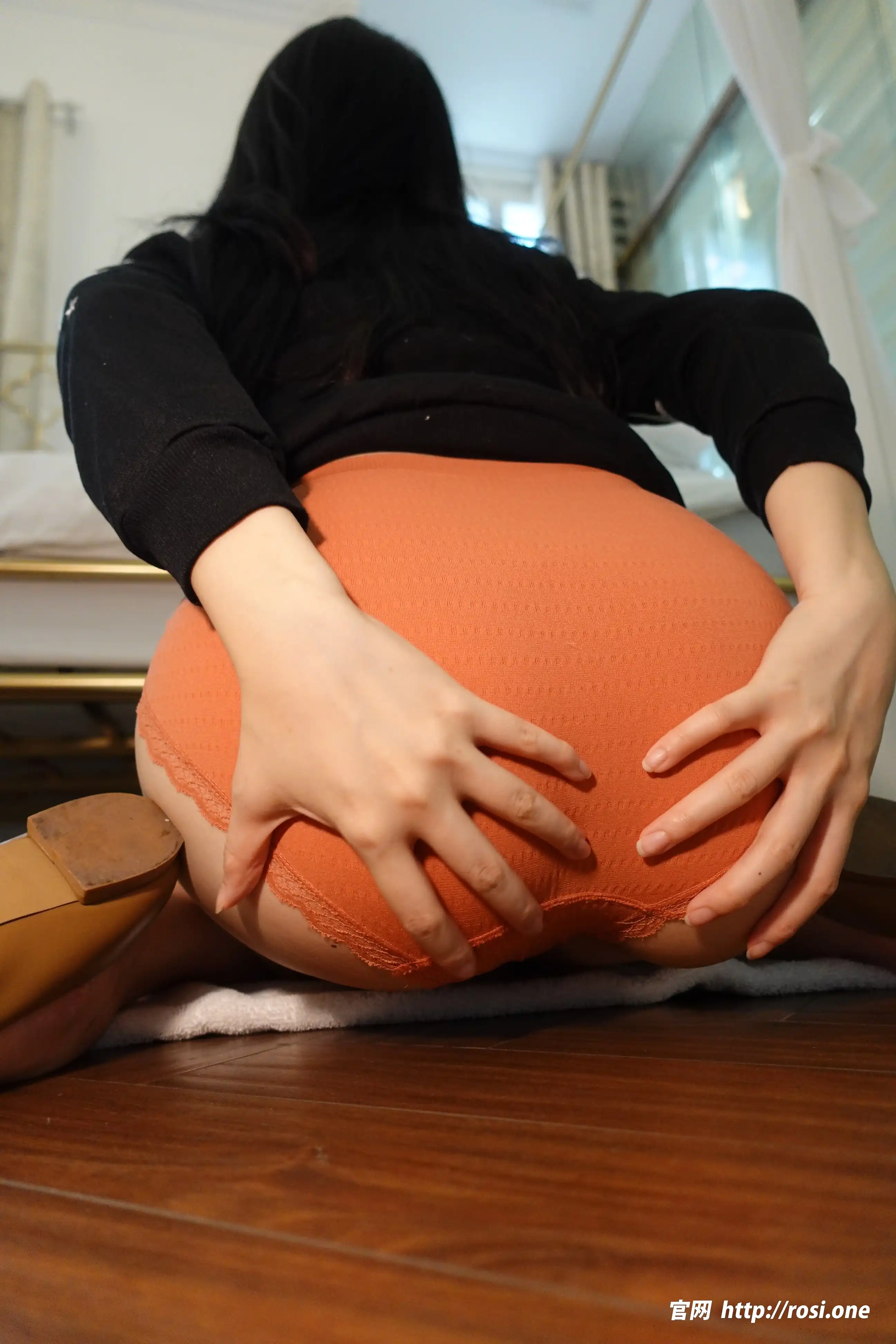 ROSI写真 2022.10.23 NO.3975[190+1P／255MB] - 第3张
