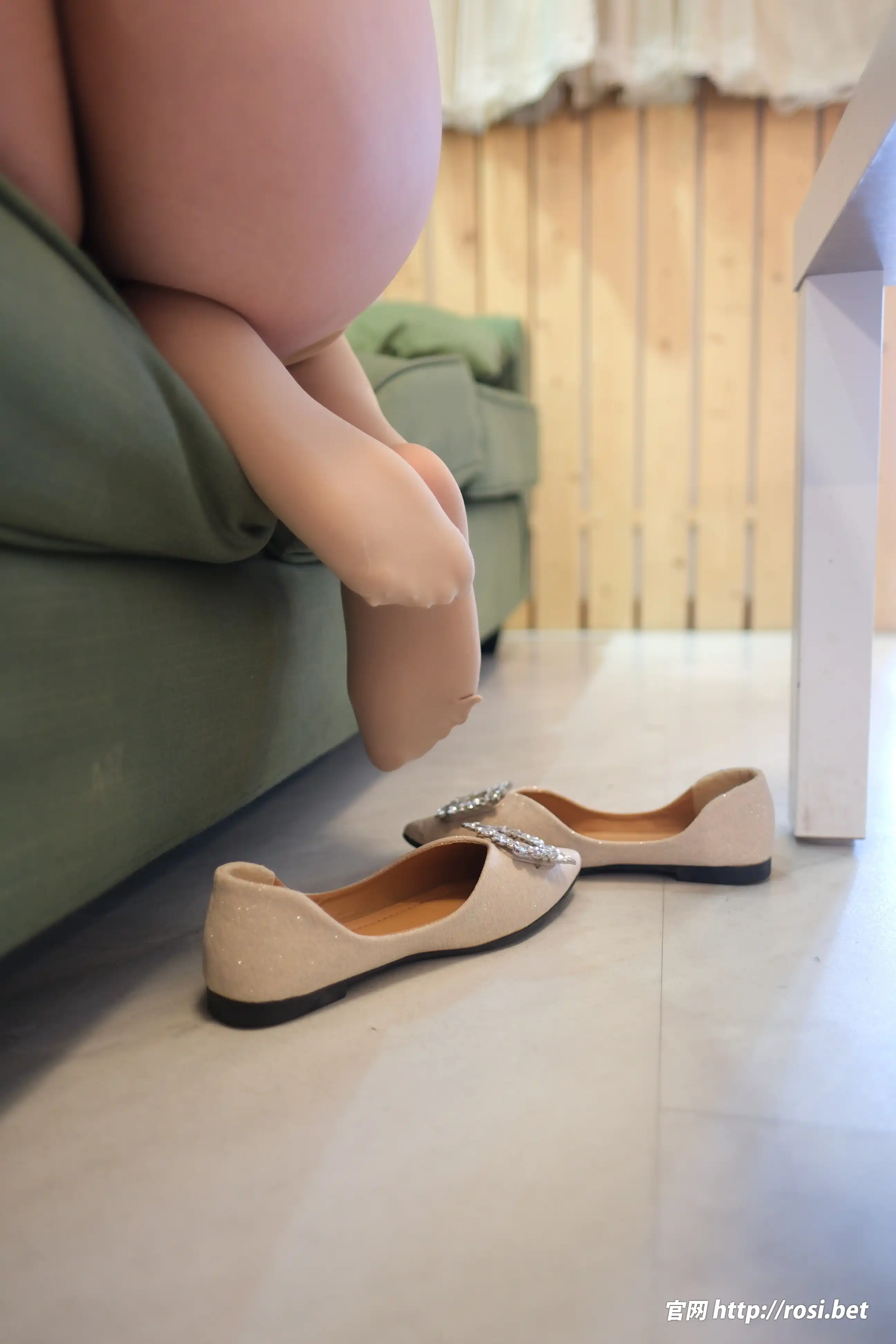 ROSI写真 2024.12.31 NO.4775[37+1P／68MB] - 第2张