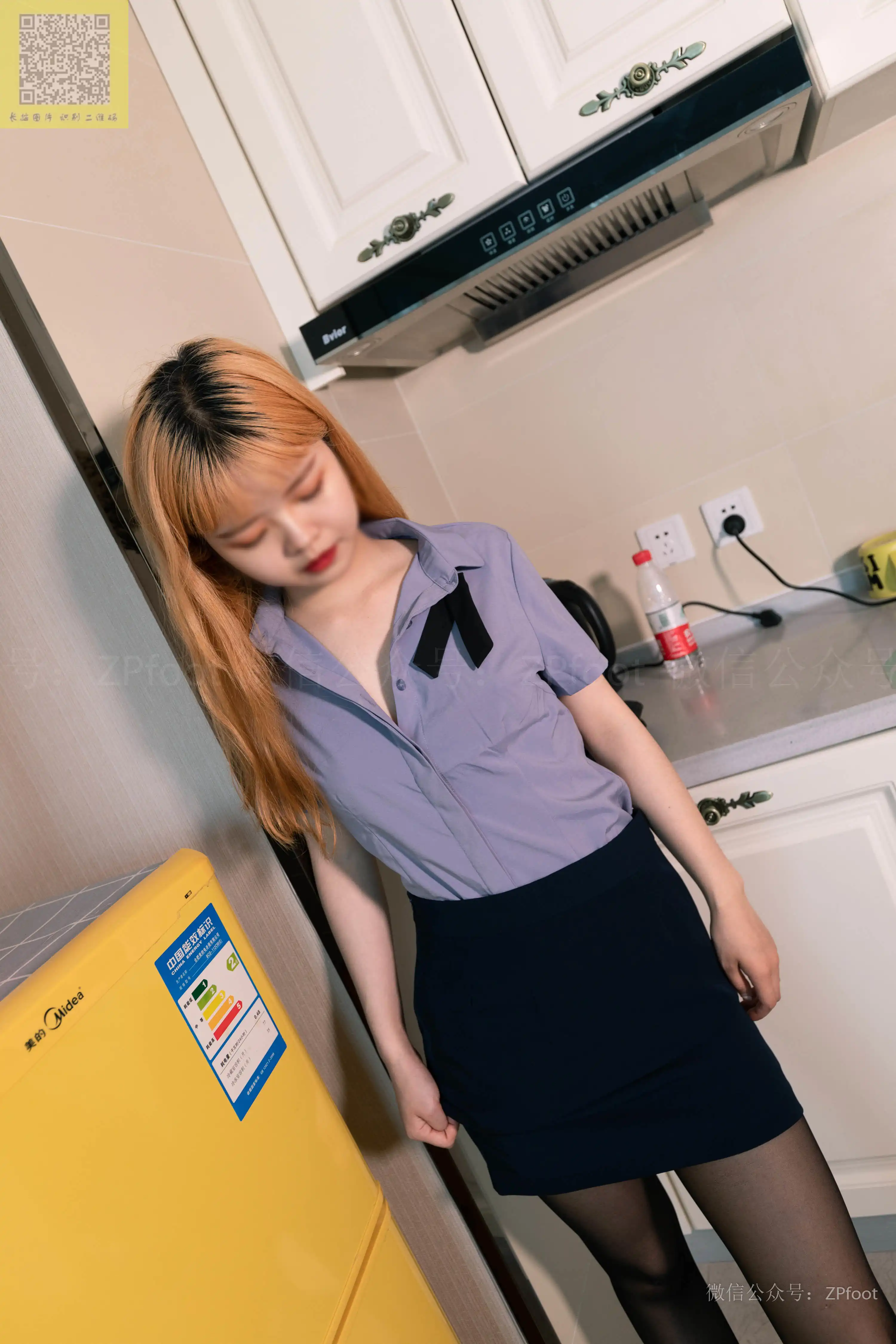 ISS山茶摄影 006 漂亮的黑丝美腿少妇 [54P+45M] - 第1张