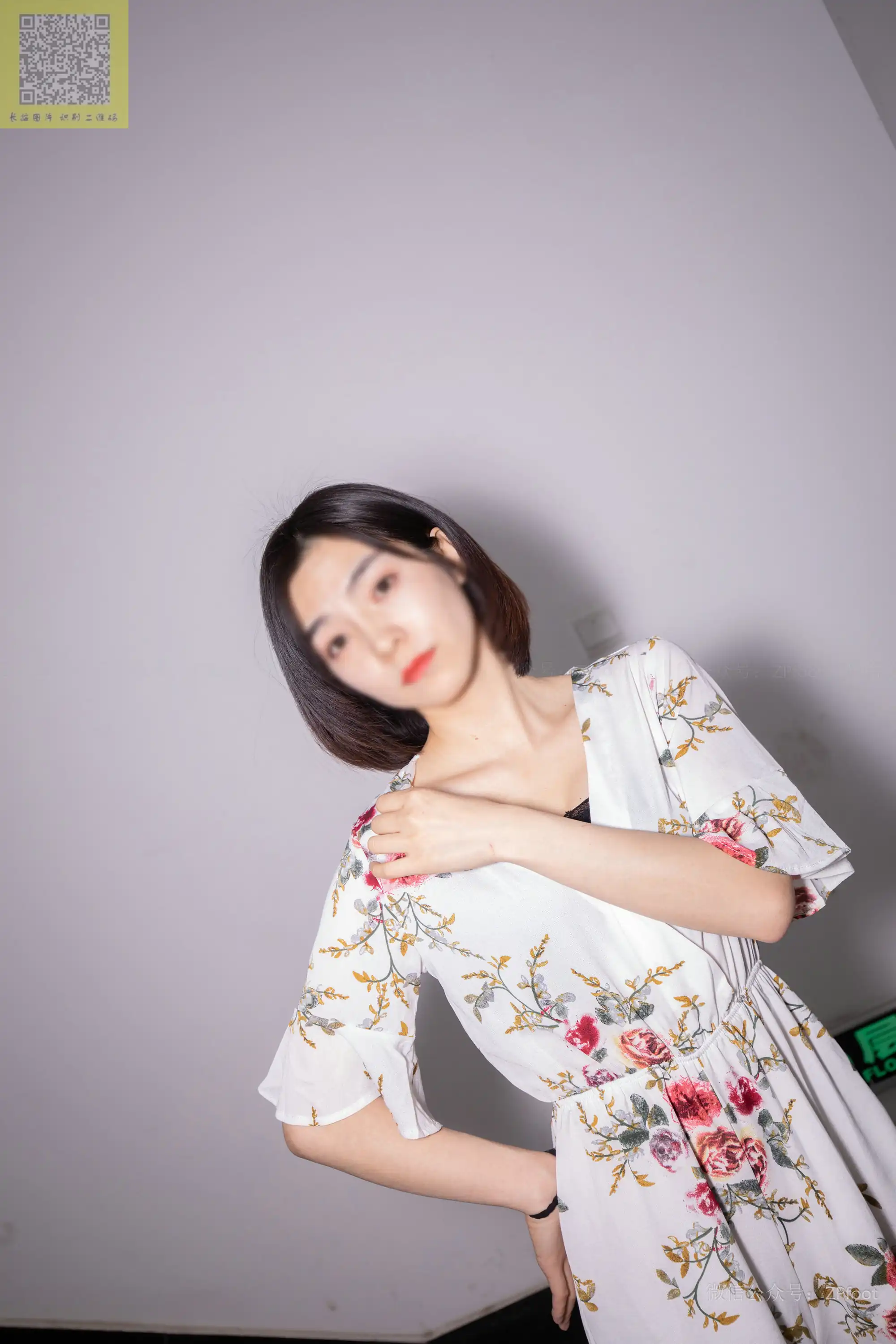 ISS山茶摄影 123 舞蹈小阳阳碎花裙 [96P+64M] - 第2张