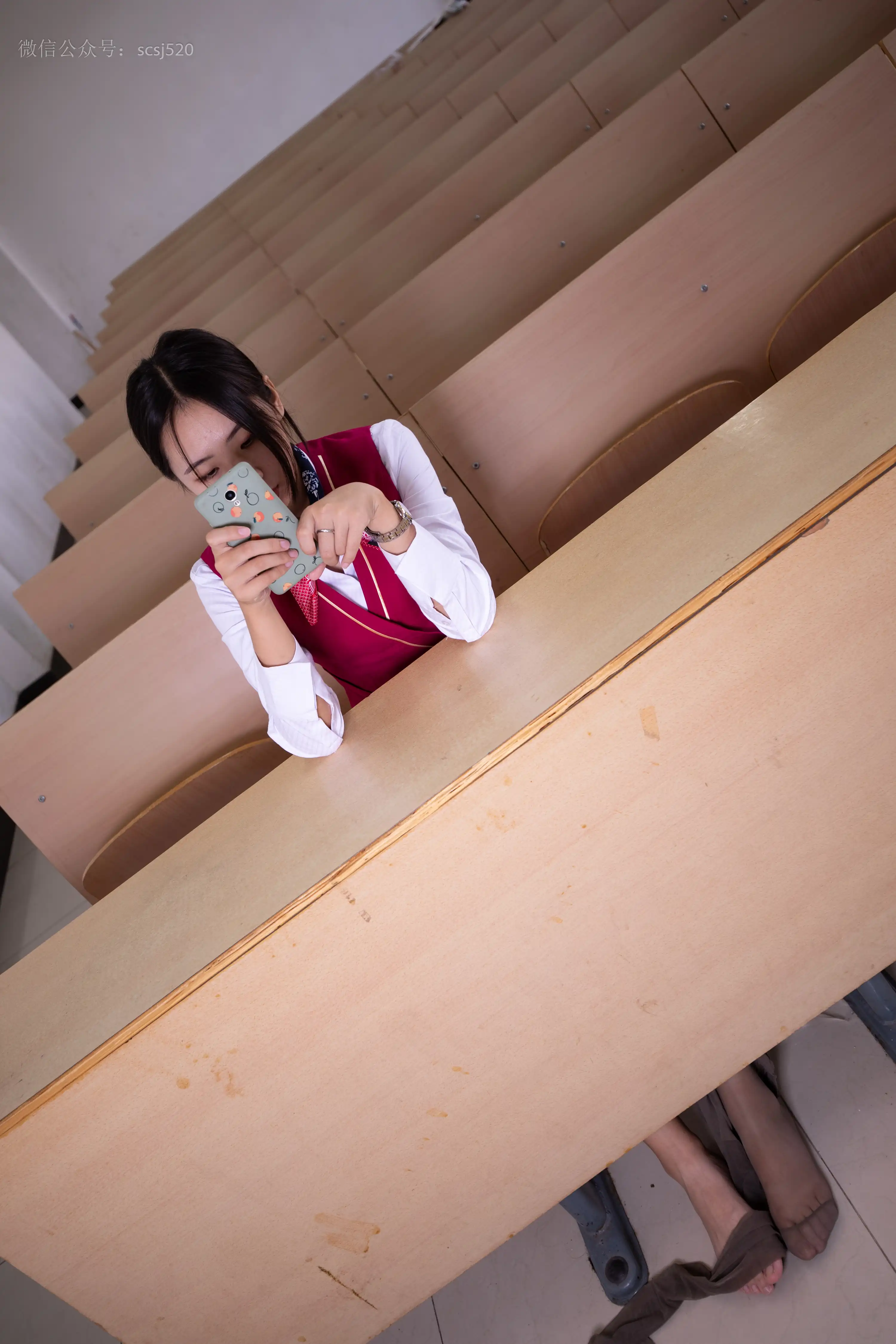 ISS山茶摄影 336 空姐的灰丝 [78P+454MB] - 第2张