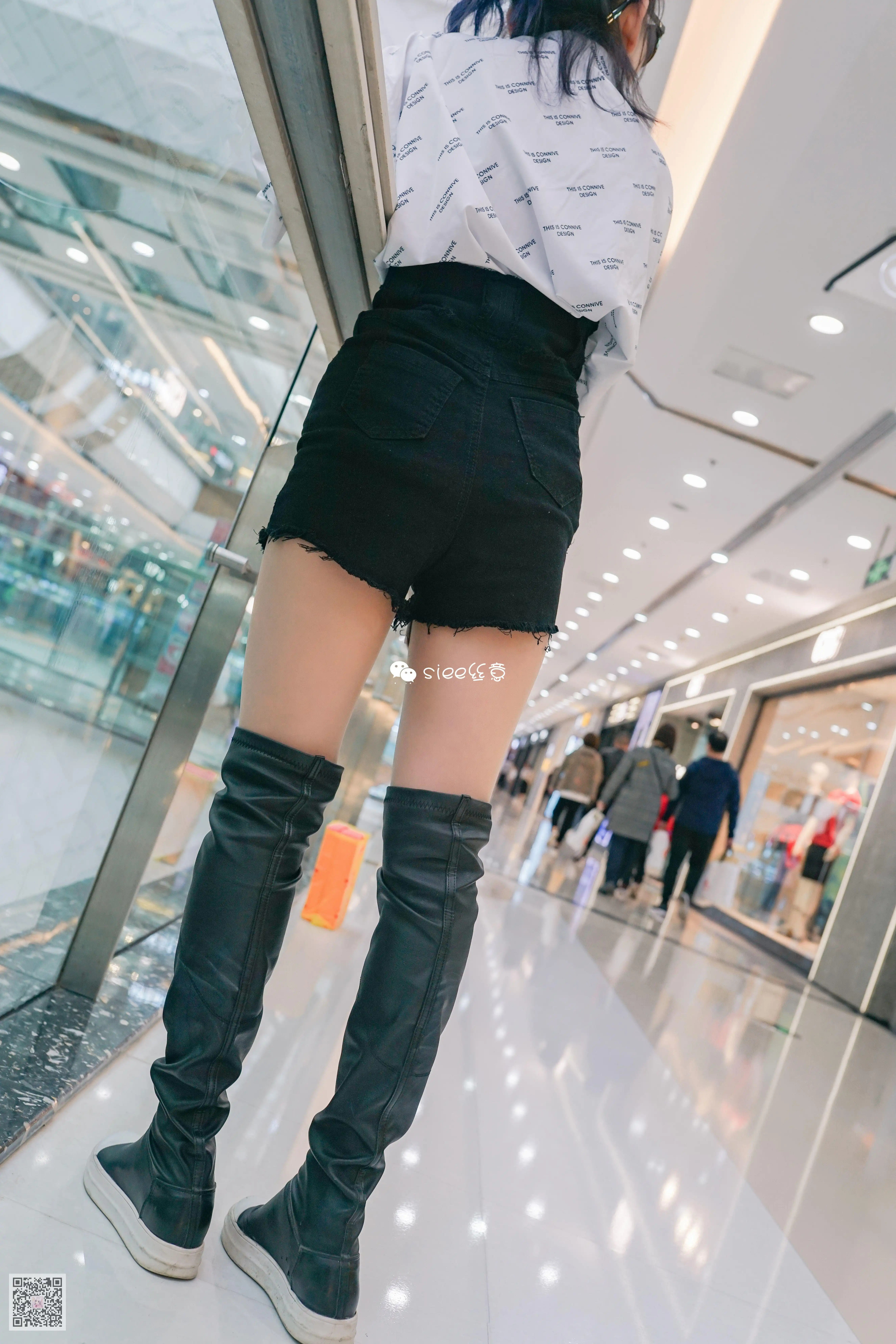 SIEE丝意 No.270 婷婷 长筒靴配肤色絲，小性感 [48P-158MB] - 第2张