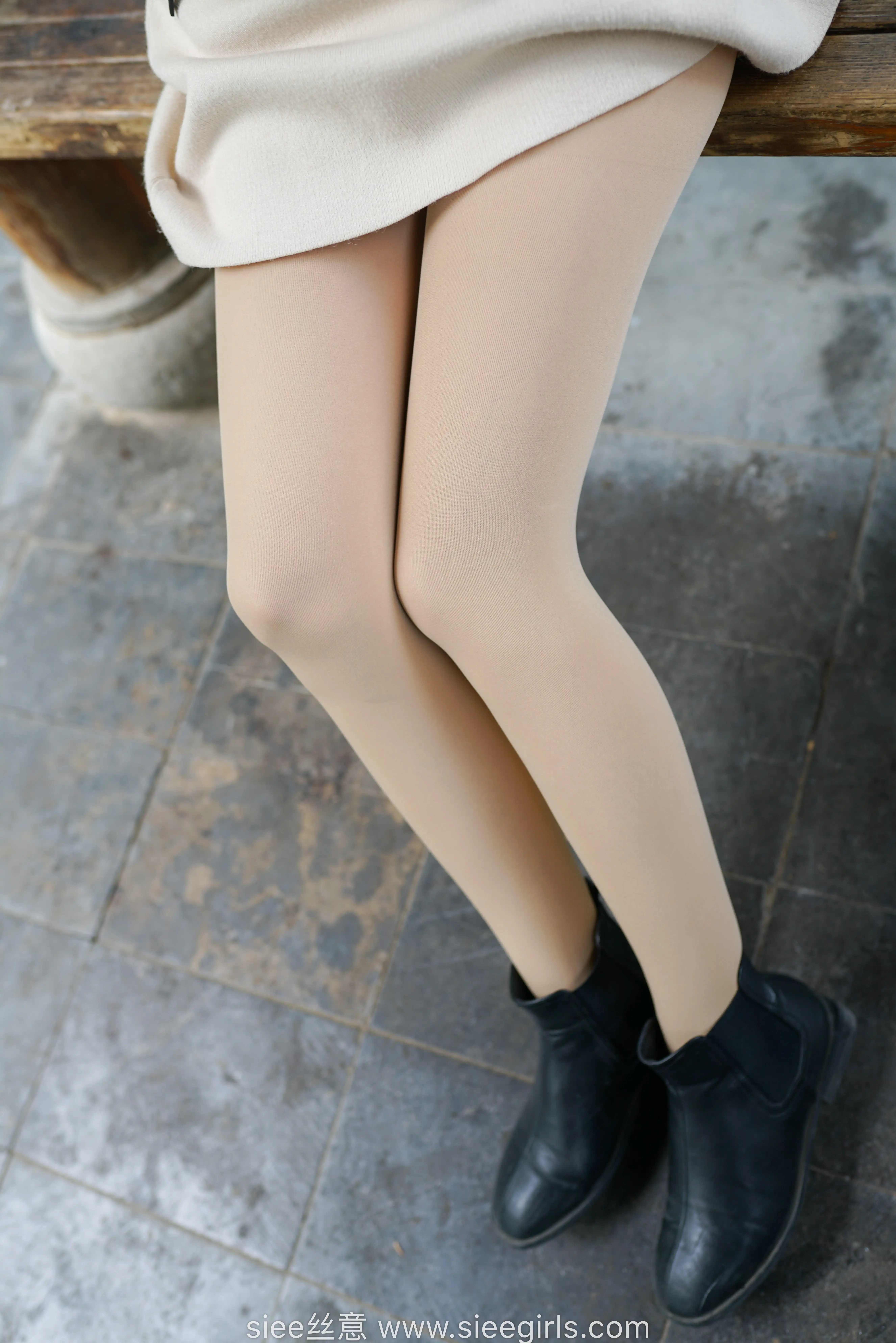 SIEE丝意 No.432 雪儿～静待花香 [76P211MB] - 第2张