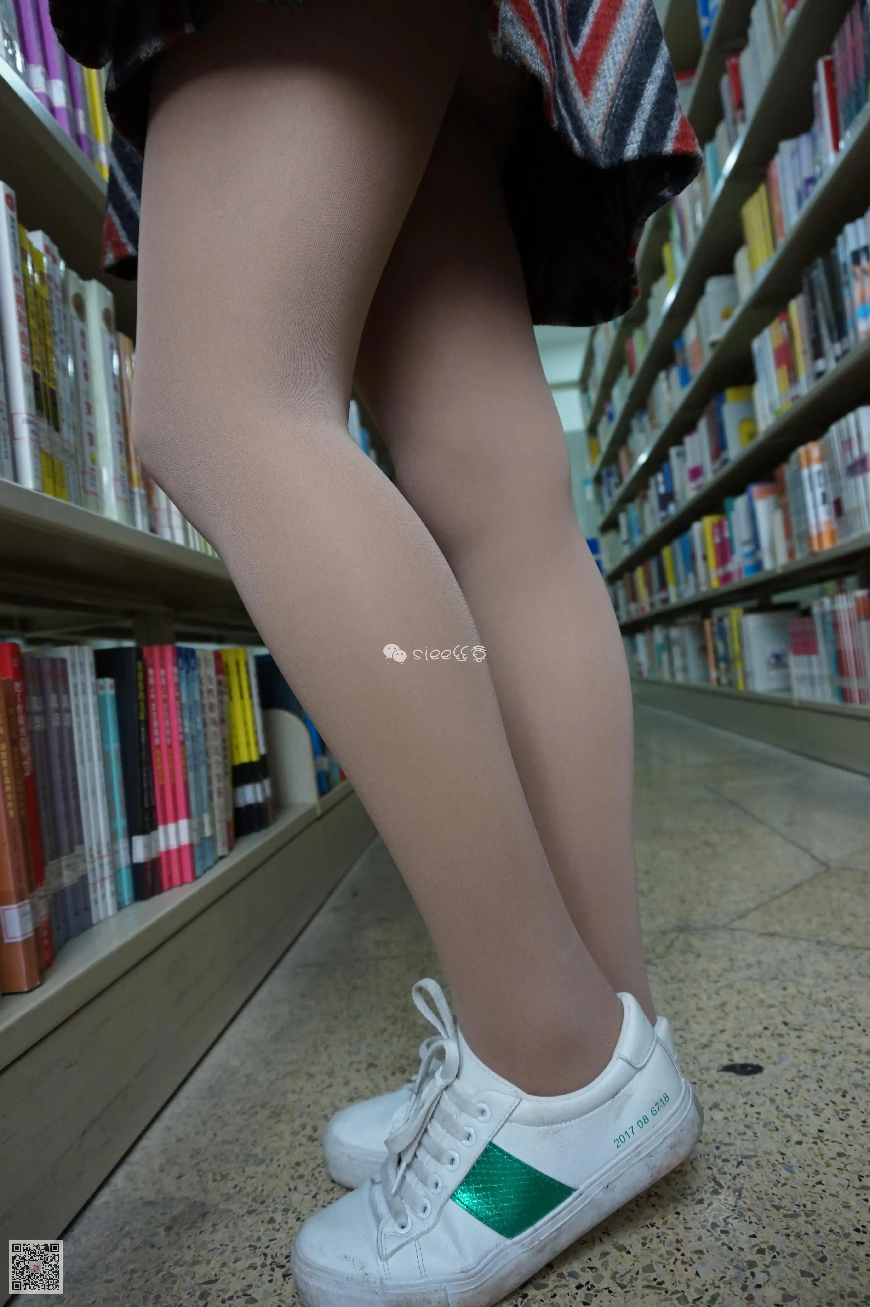 SIEE丝意 No.005 鱼鱼 图书馆 [80P-124MB] - 第2张