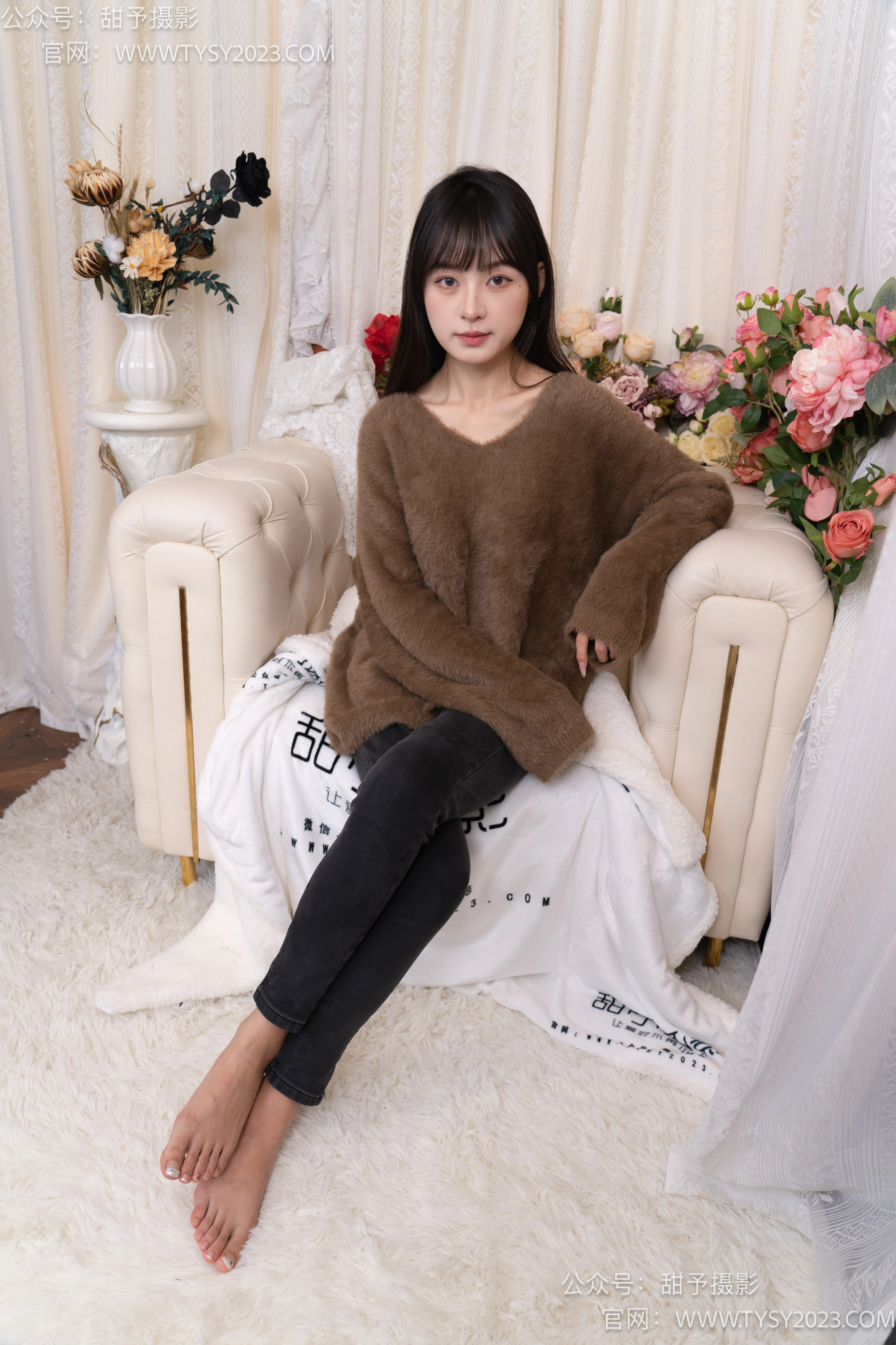 甜予摄影 NO.009 小离-靴子、白棉袜、裸足[130P+2V／9.84GB]
