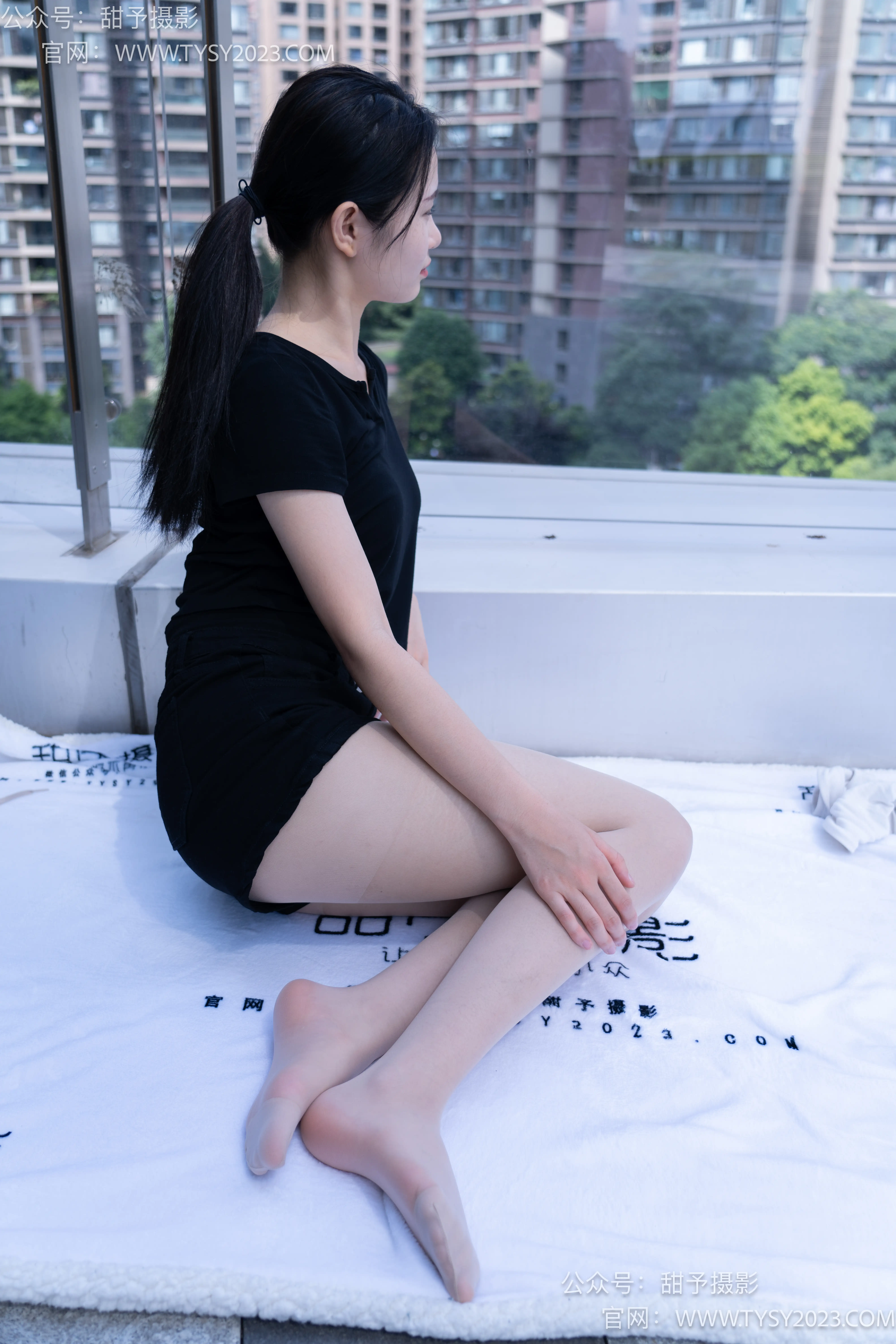 甜予摄影 NO.052 思思-板鞋、白棉袜、肉丝 [128P2V-9.58GB] - 第4张