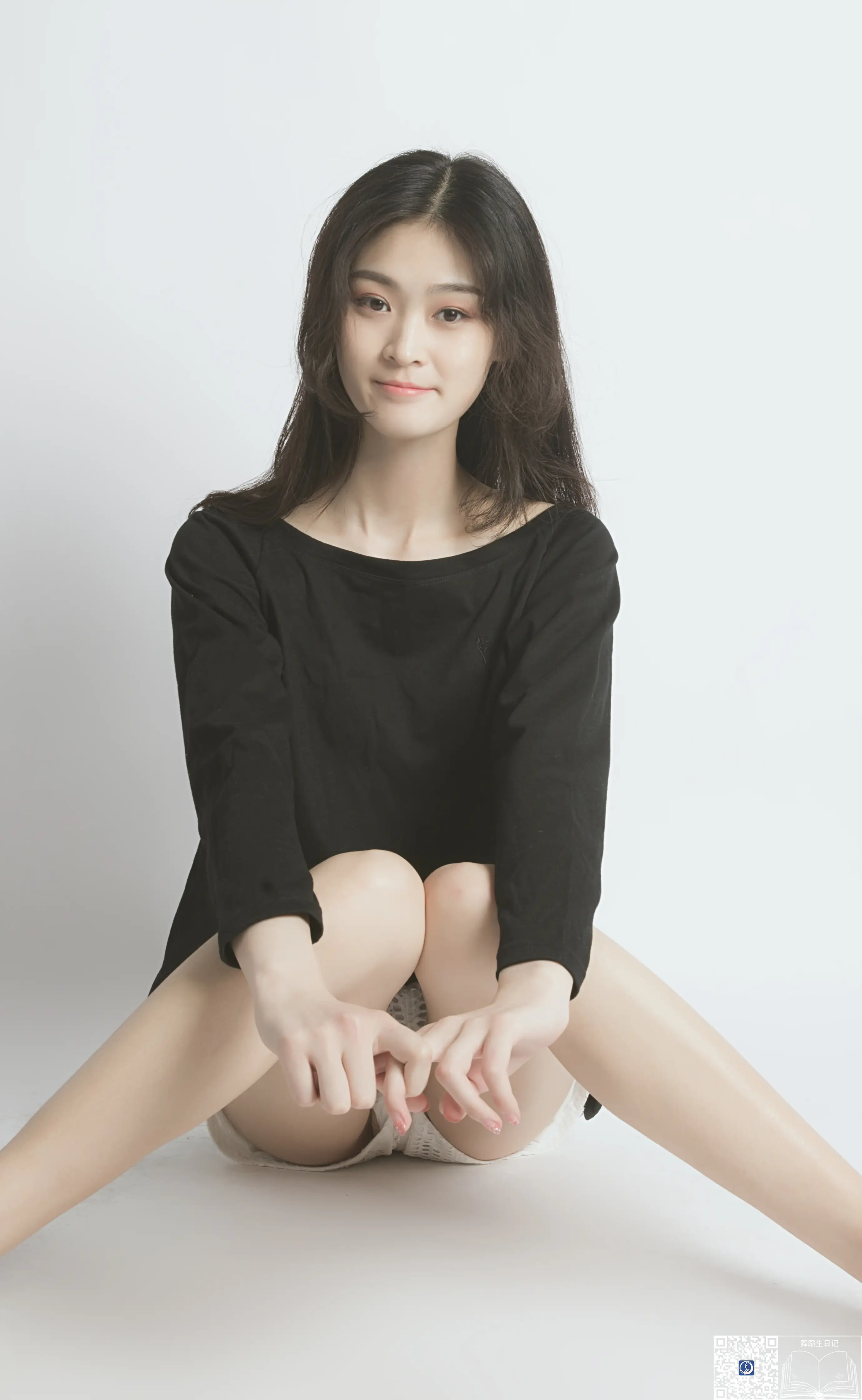 [GALLI嘉丽]舞蹈生日记 005 - 刊 一宁[31P／287MB] - 第1张