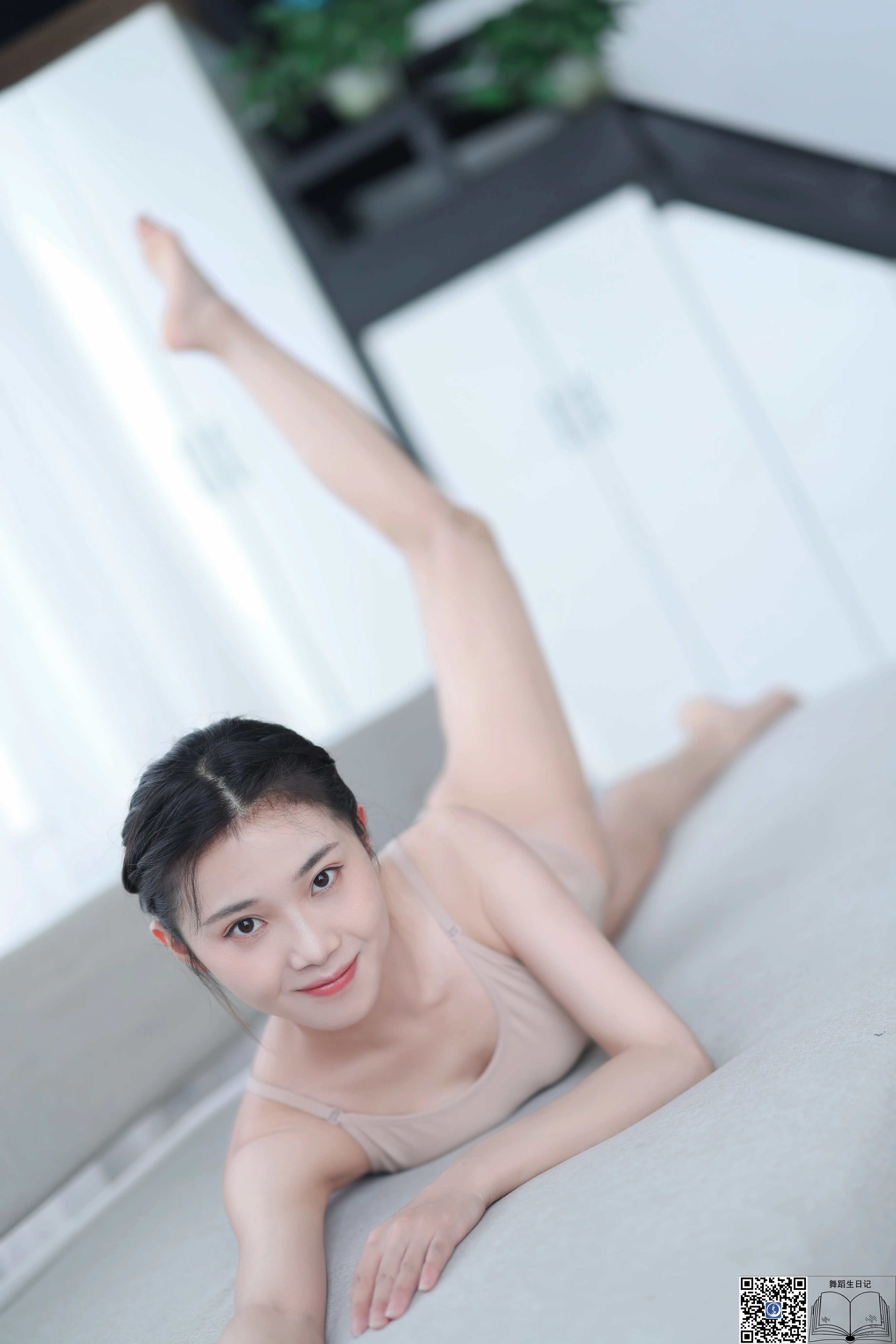 [GALLI嘉丽]舞蹈生日记 002 - 茜茜[49P／240MB] - 第1张