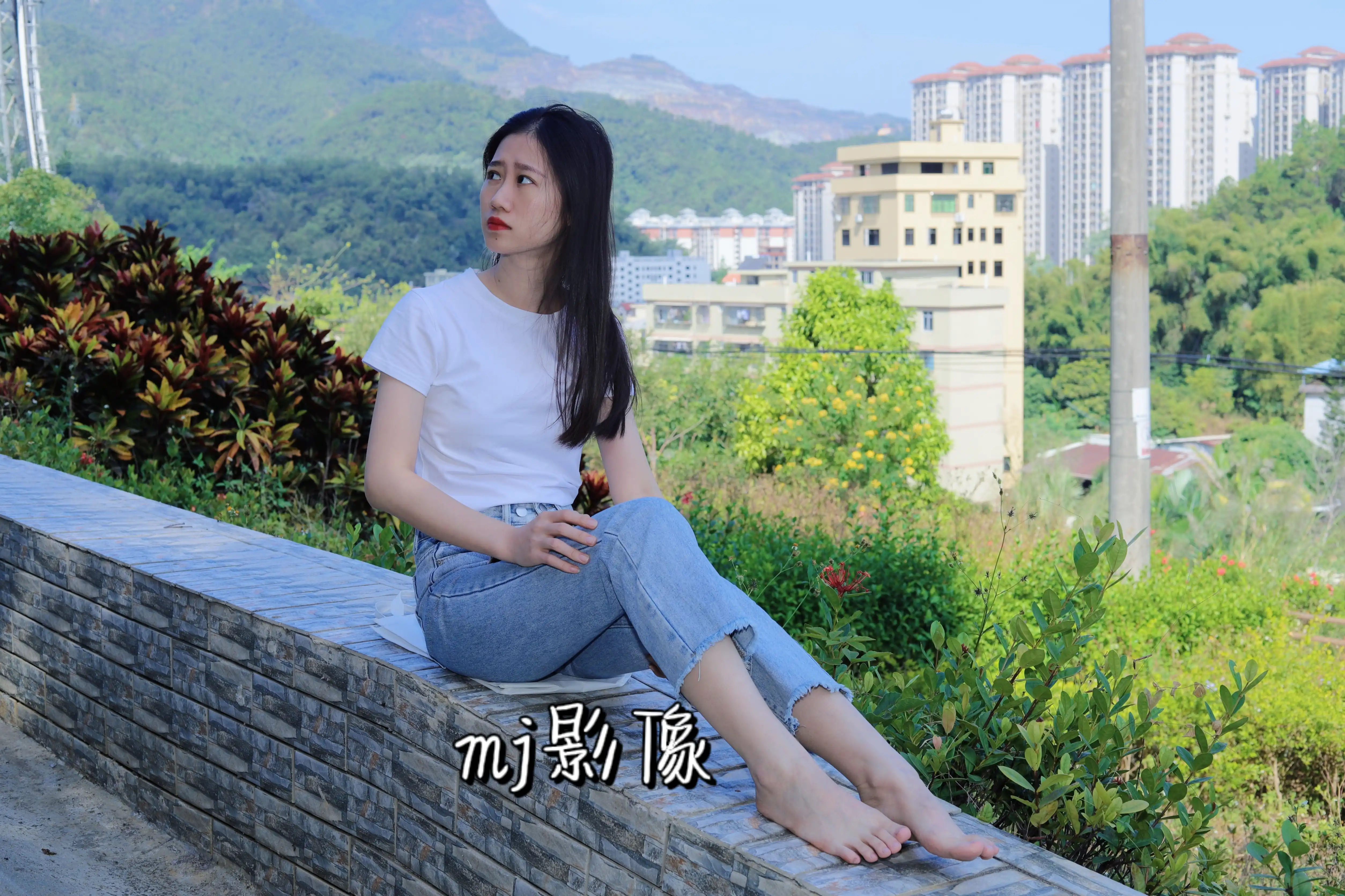  Pary学生模拍 NO.068 极品美女小芳公园脱掉鞋袜展示极品美脚 [86P+658M] - 第2张