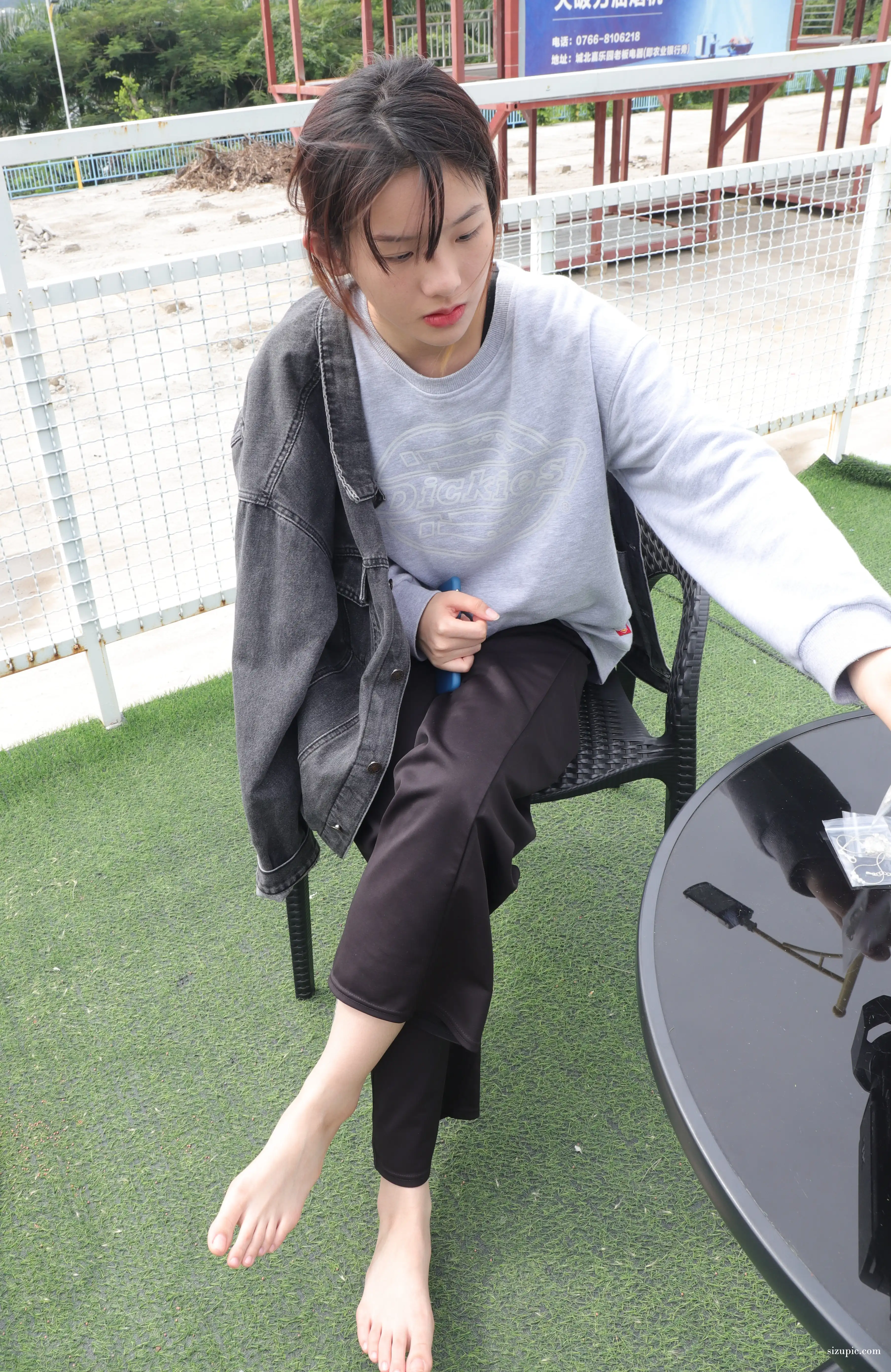 Pary学生模拍 NO.024 新模校花诗诗的39码修长嫩白美脚 [127P+406M]