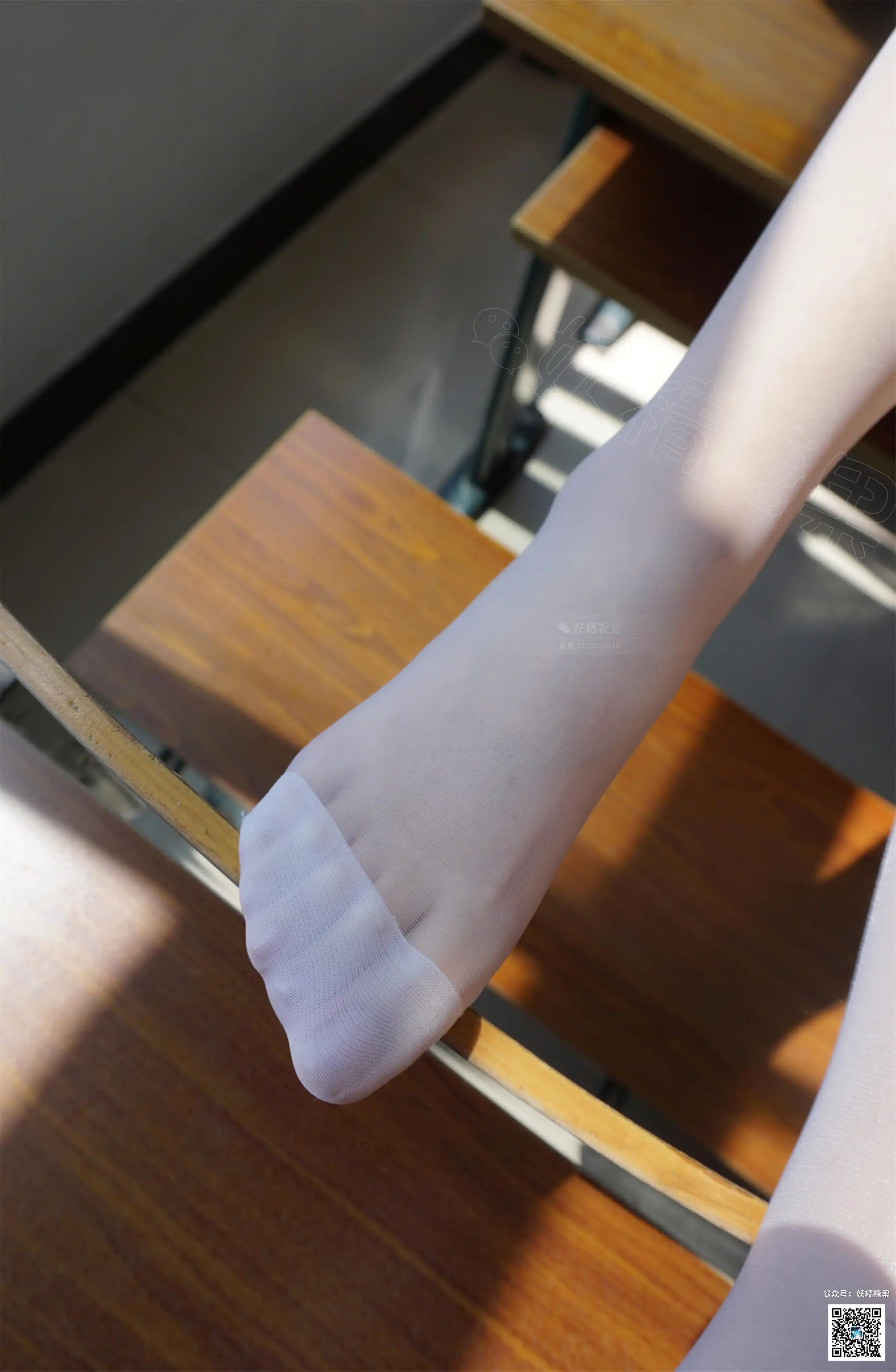 妖精视觉 NO.130 苏苏 学生装，白丝袜 [71P+52M] - 第2张