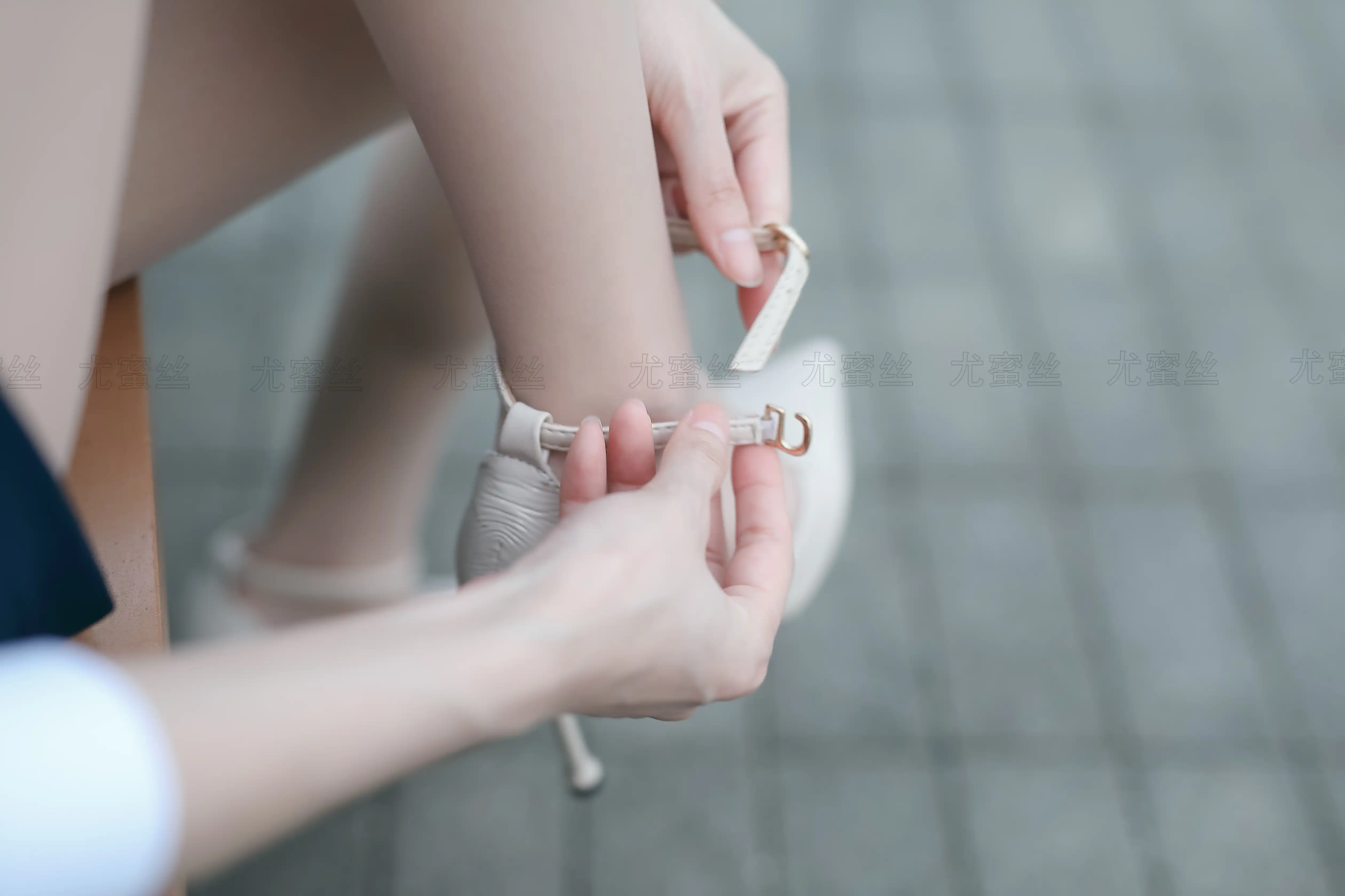 尤蜜丝 穿搭写真 NO.023[56P+1V／245MB] - 第2张