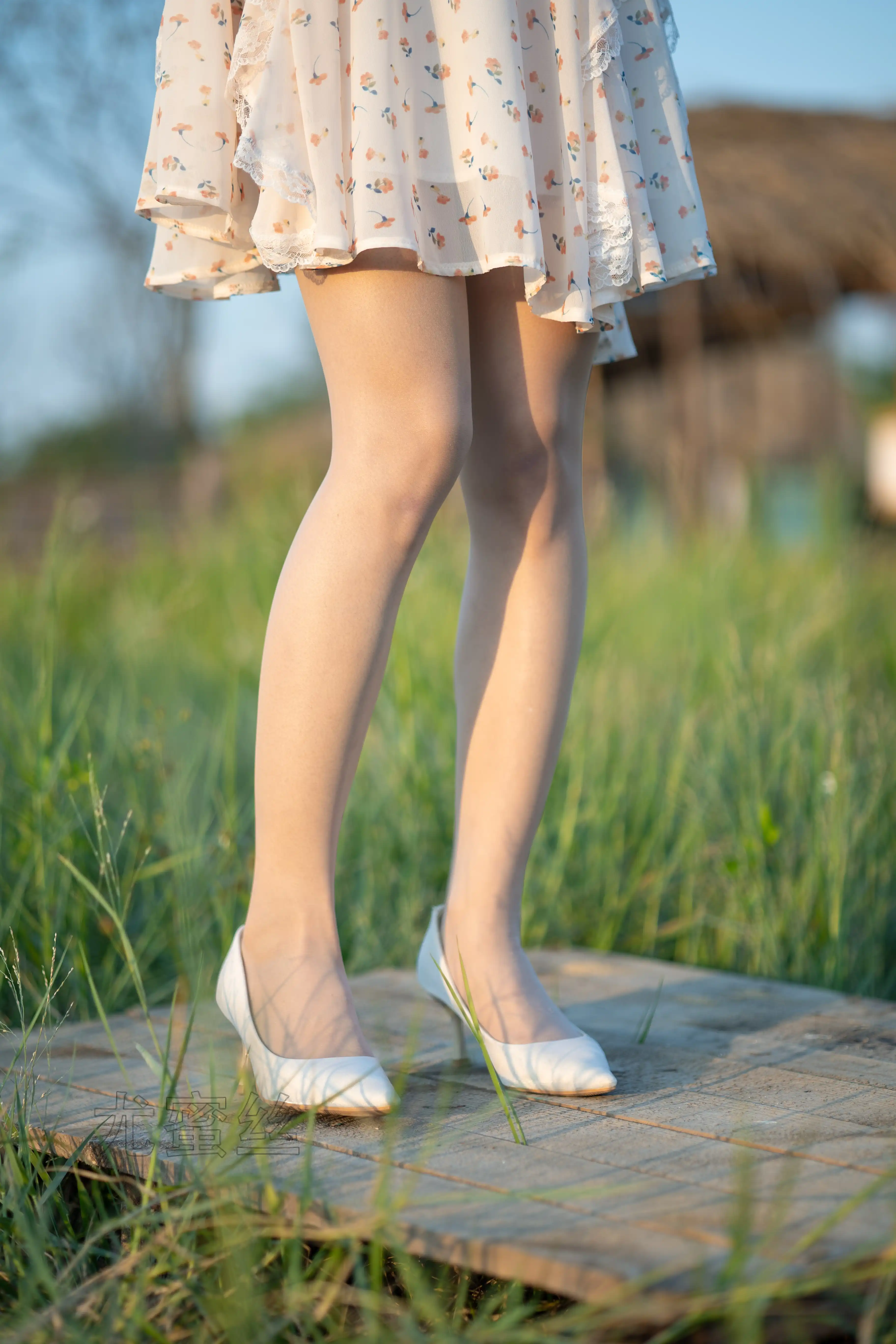 尤蜜丝 穿搭写真 NO.086[76P／400MB] - 第2张