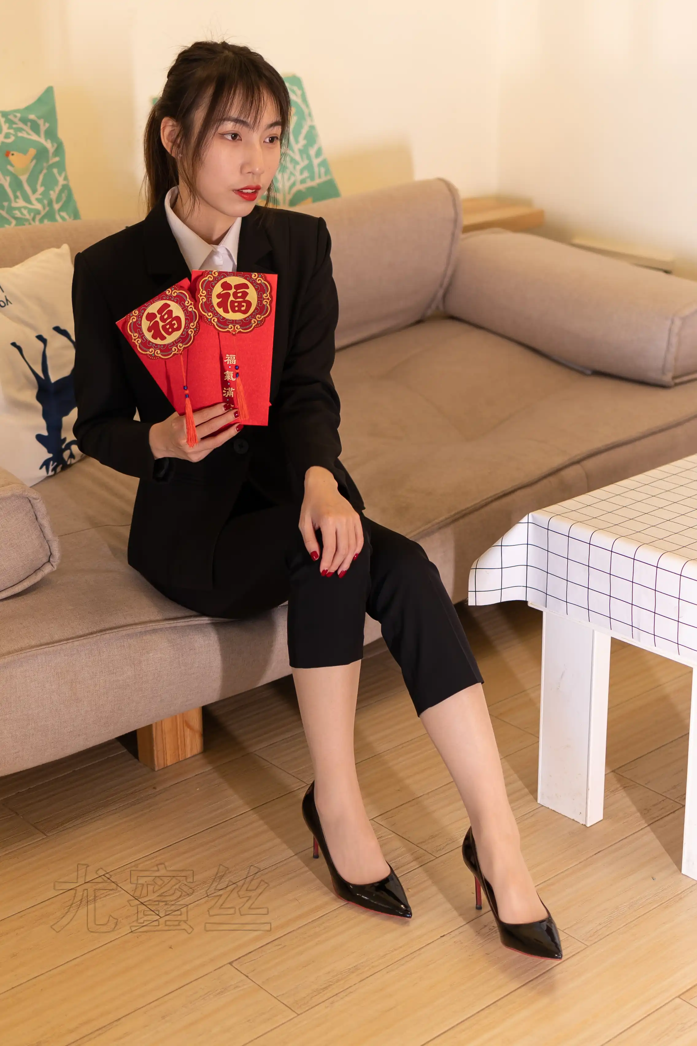 尤蜜丝 穿搭写真 NO.101[63P／476MB] - 第2张