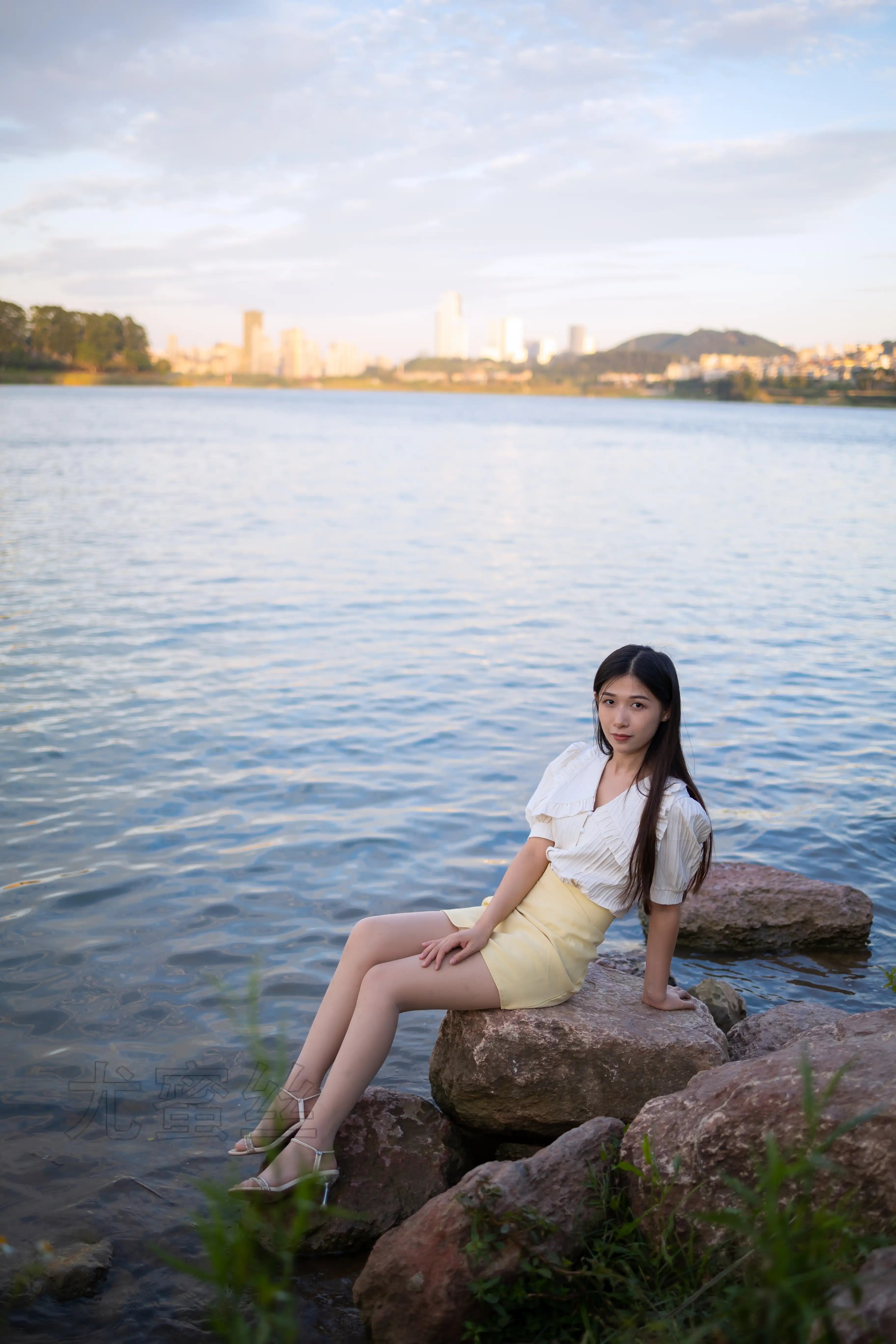 尤蜜丝 穿搭写真 NO.121 [79P-694MB] - 第3张