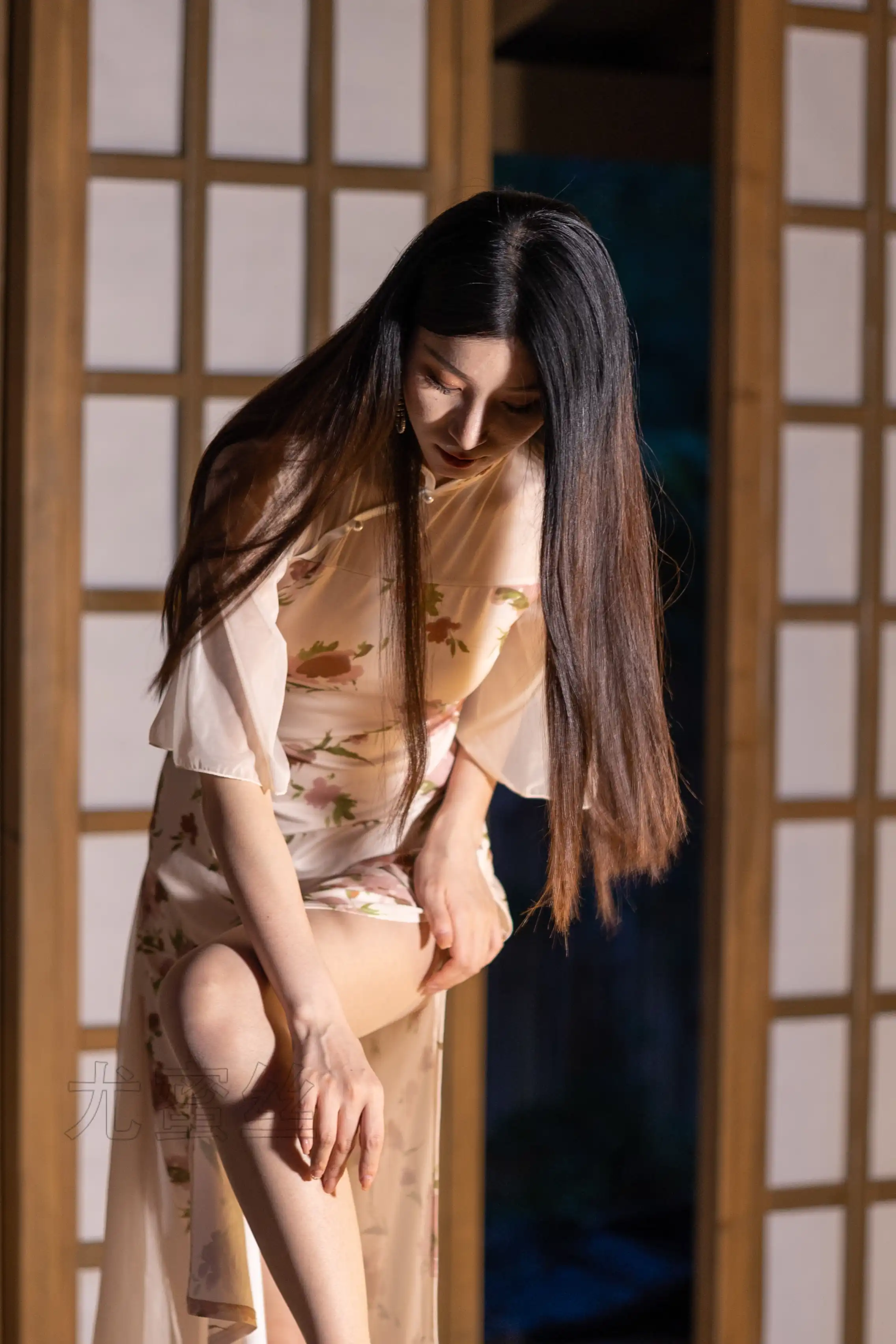 尤蜜丝 穿搭写真 NO.146 [34P1V 993.58 MB] - 第1张