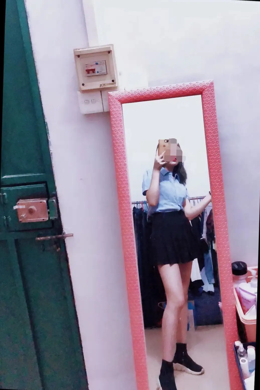 鱼鱼足影 NO.013 Lucky[190P+1V／993MB] - 第4张