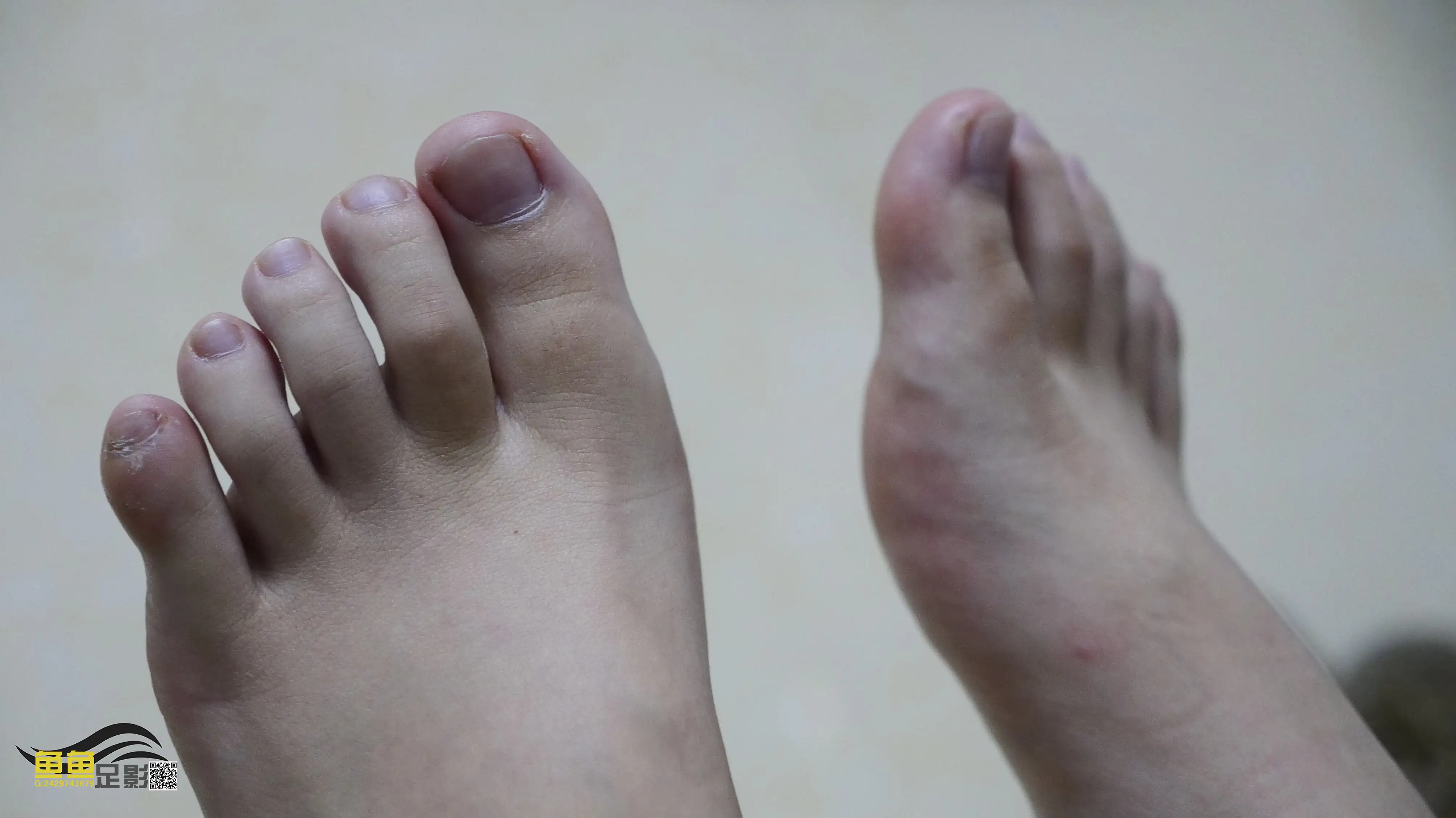 鱼鱼足影 NO.023 大石靴[35P／45MB] - 第1张