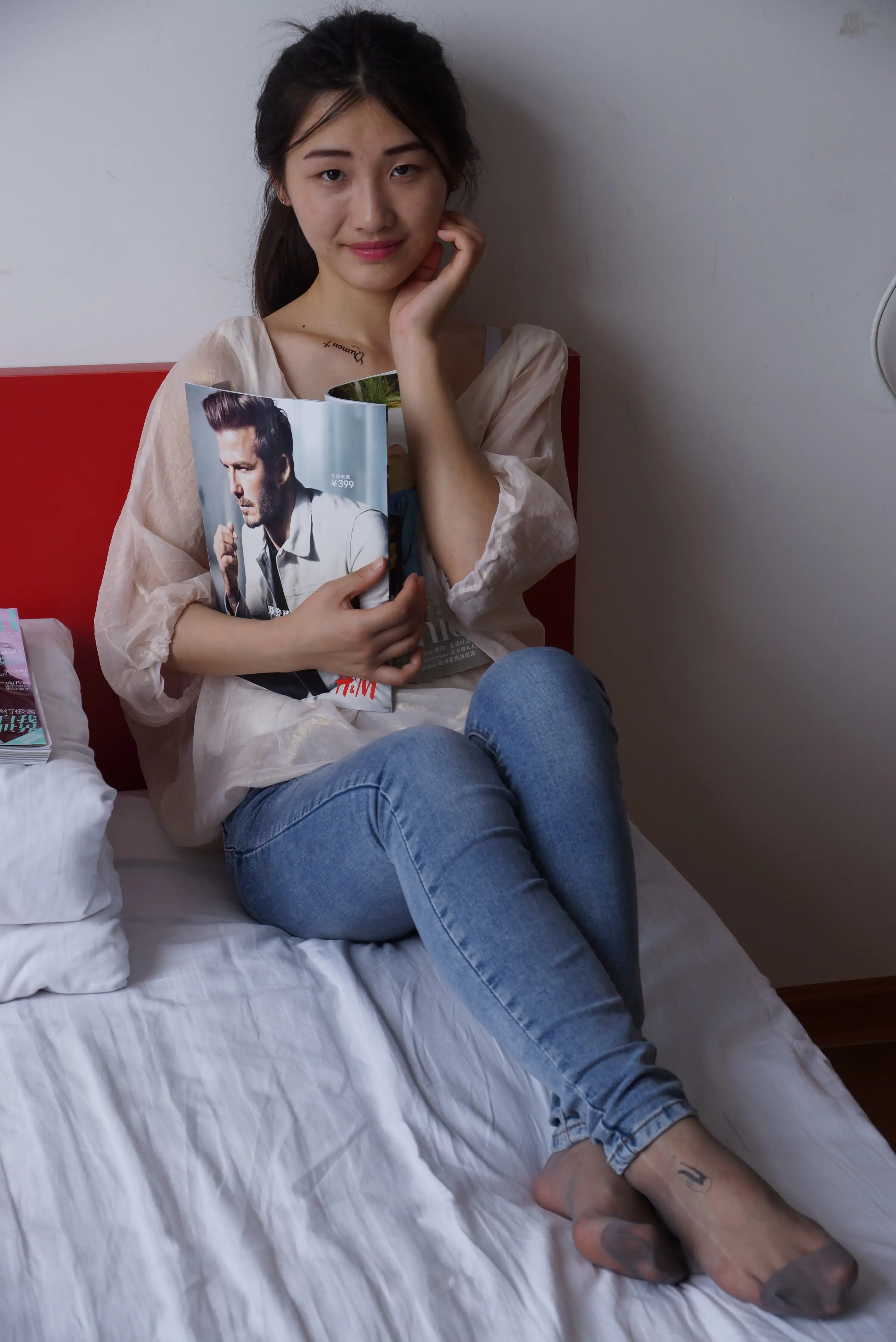 自由摄影 NO.005 惬意的周末经典短灰丝陪你看看书[93P 143.3M] - 第4张