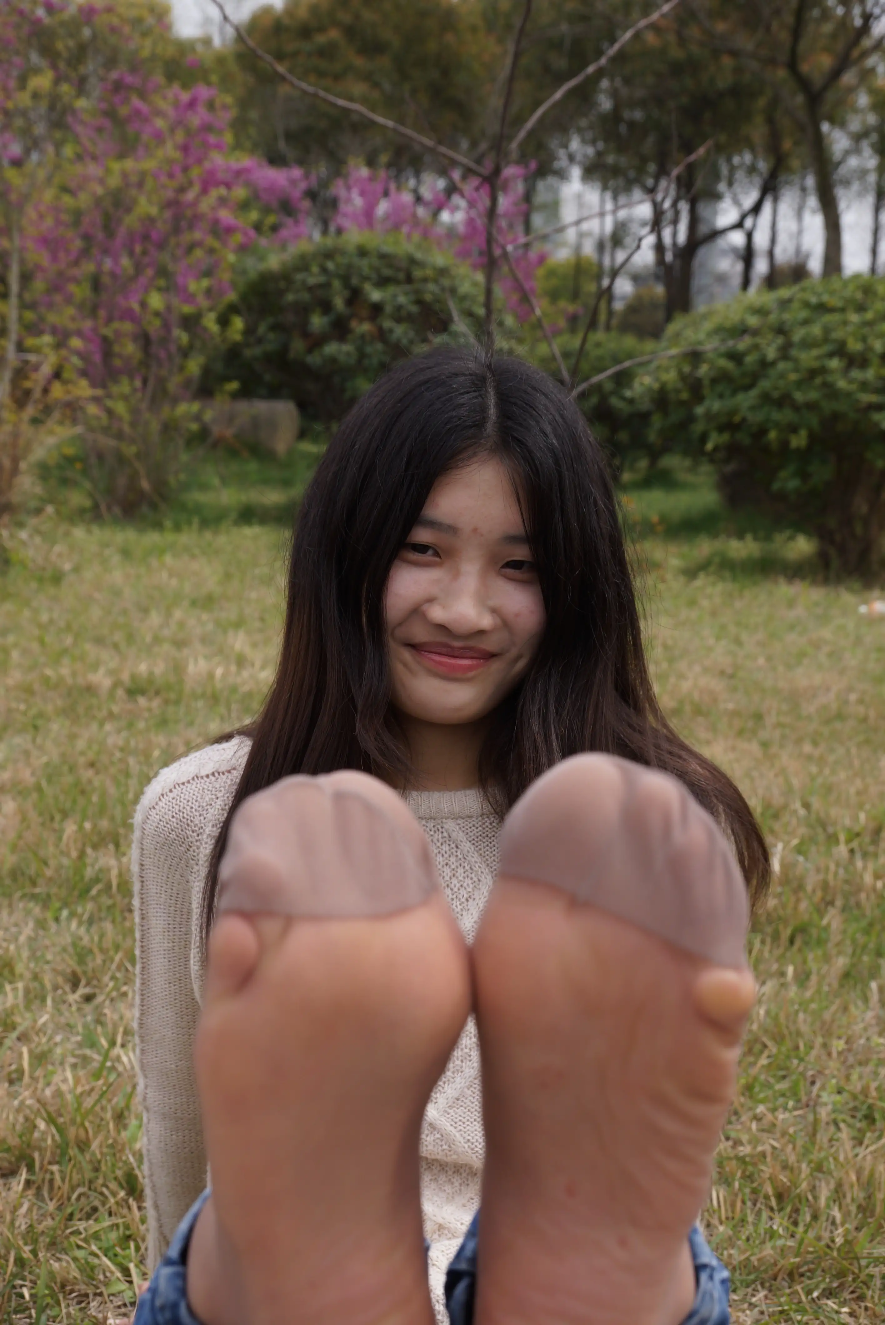 自由摄影 NO.009 刚刚学会穿高跟鞋的大二小学妹[99P 206.8M] - 第2张