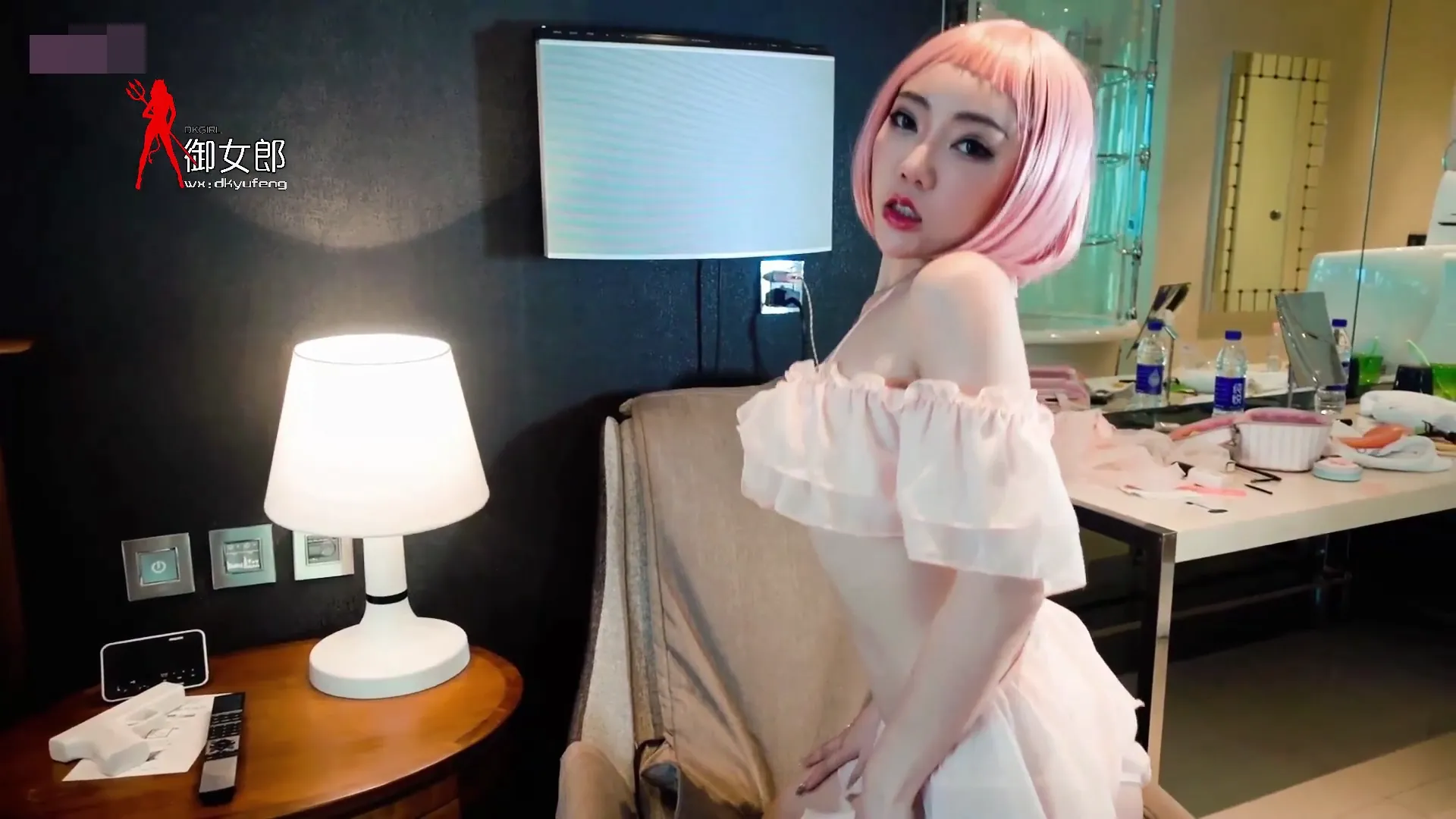 视频DKGirl御女郎 2019.04.19 VN.047 萌汉药baby很酷 - 第2张