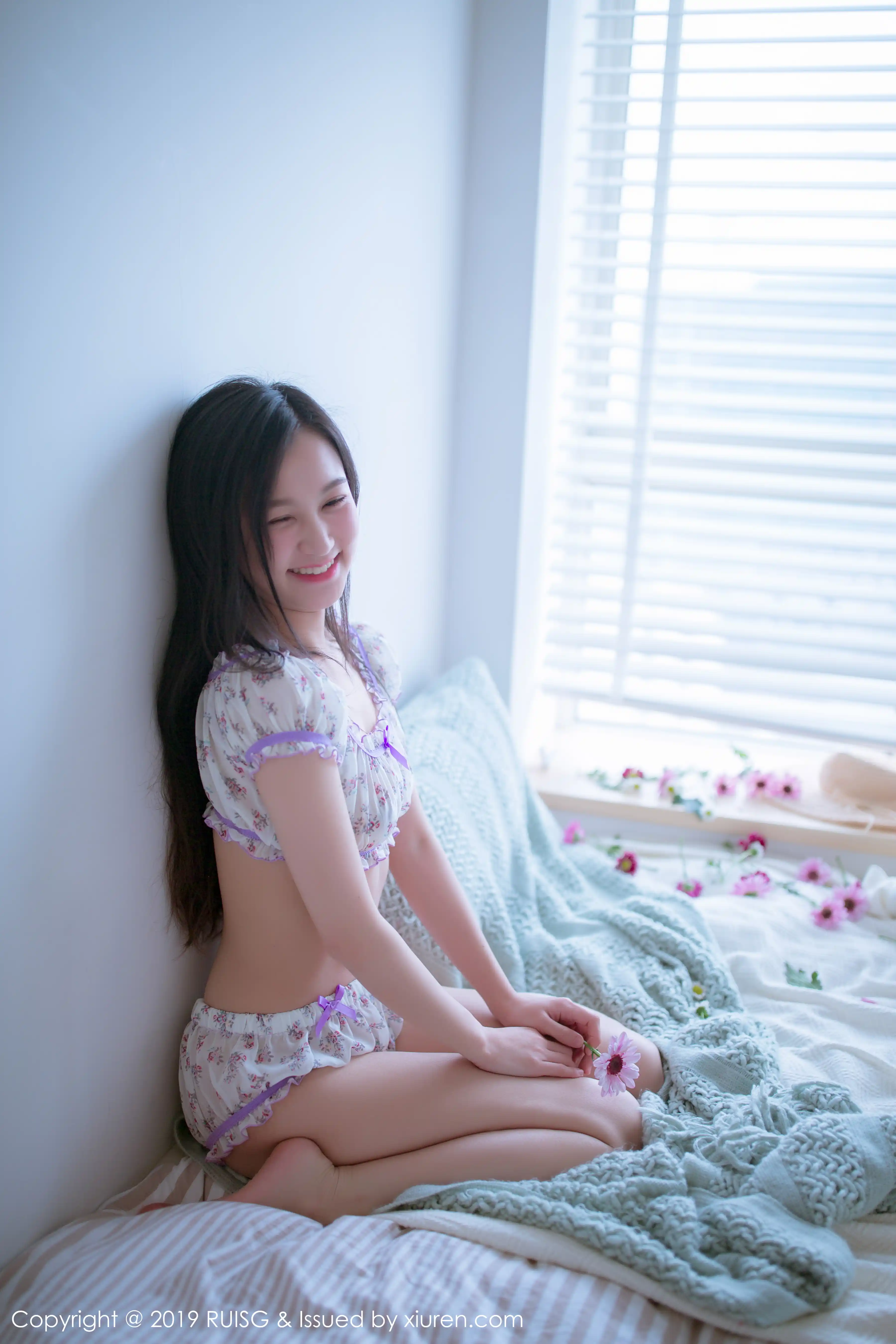 RUISG瑞丝馆 2019.06.25 Vol.068 深紫Julie - 第2张