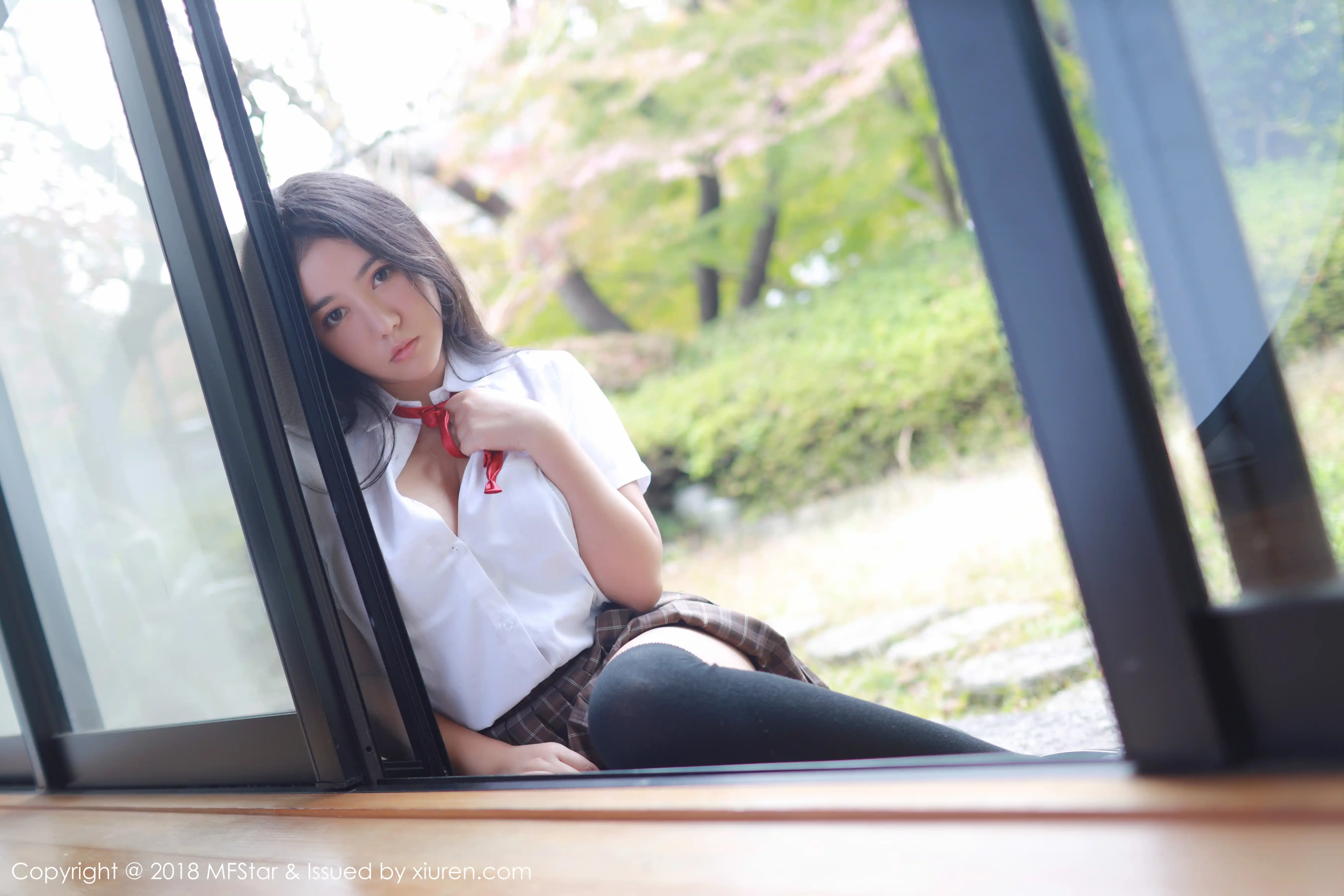 MFStar模范学院 2018.11.22 Vol.163 Manuela玛鲁娜 - 第2张