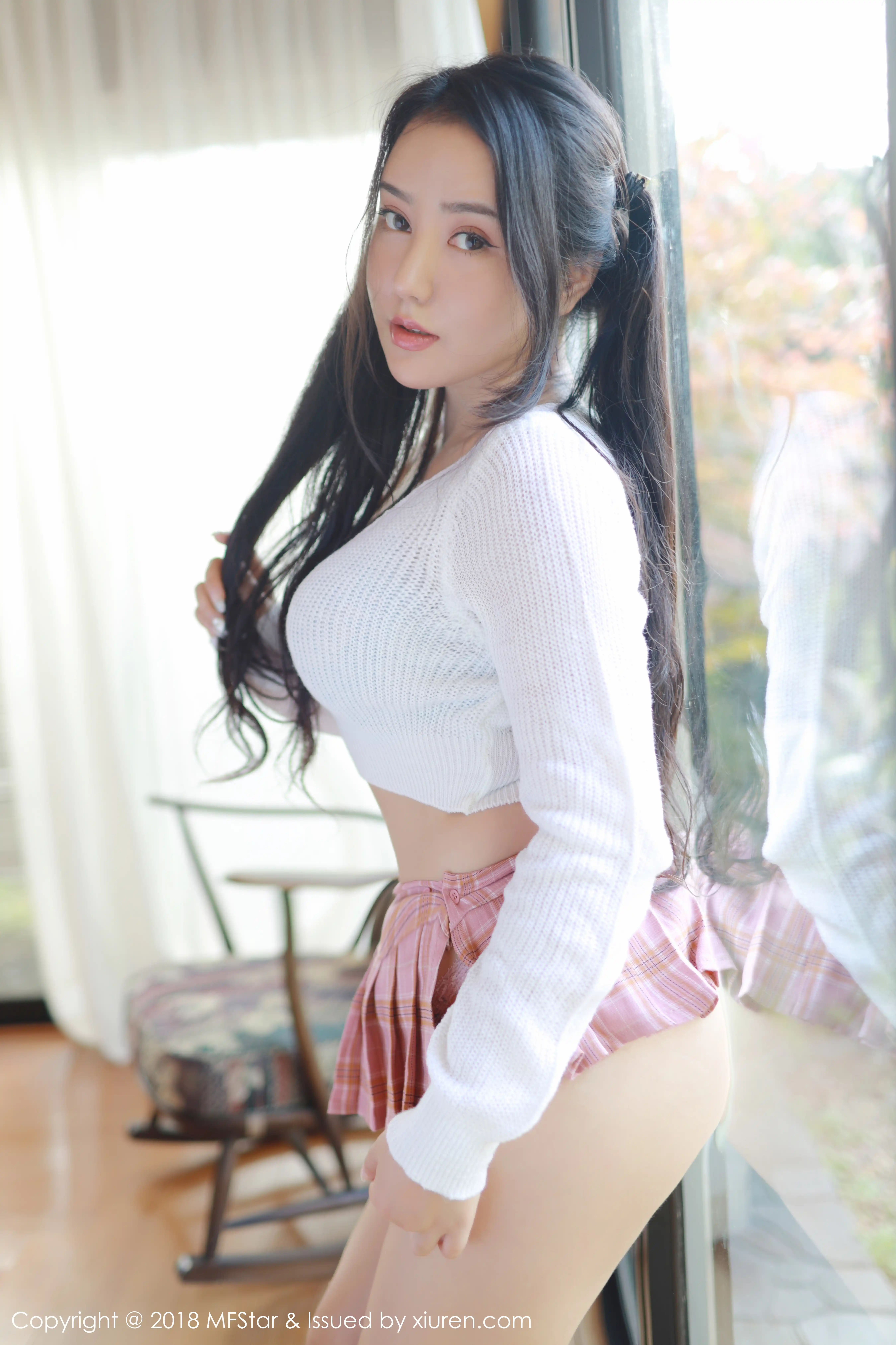 MFStar模范学院 2018.12.10 Vol.168 Manuela玛鲁娜 - 第2张