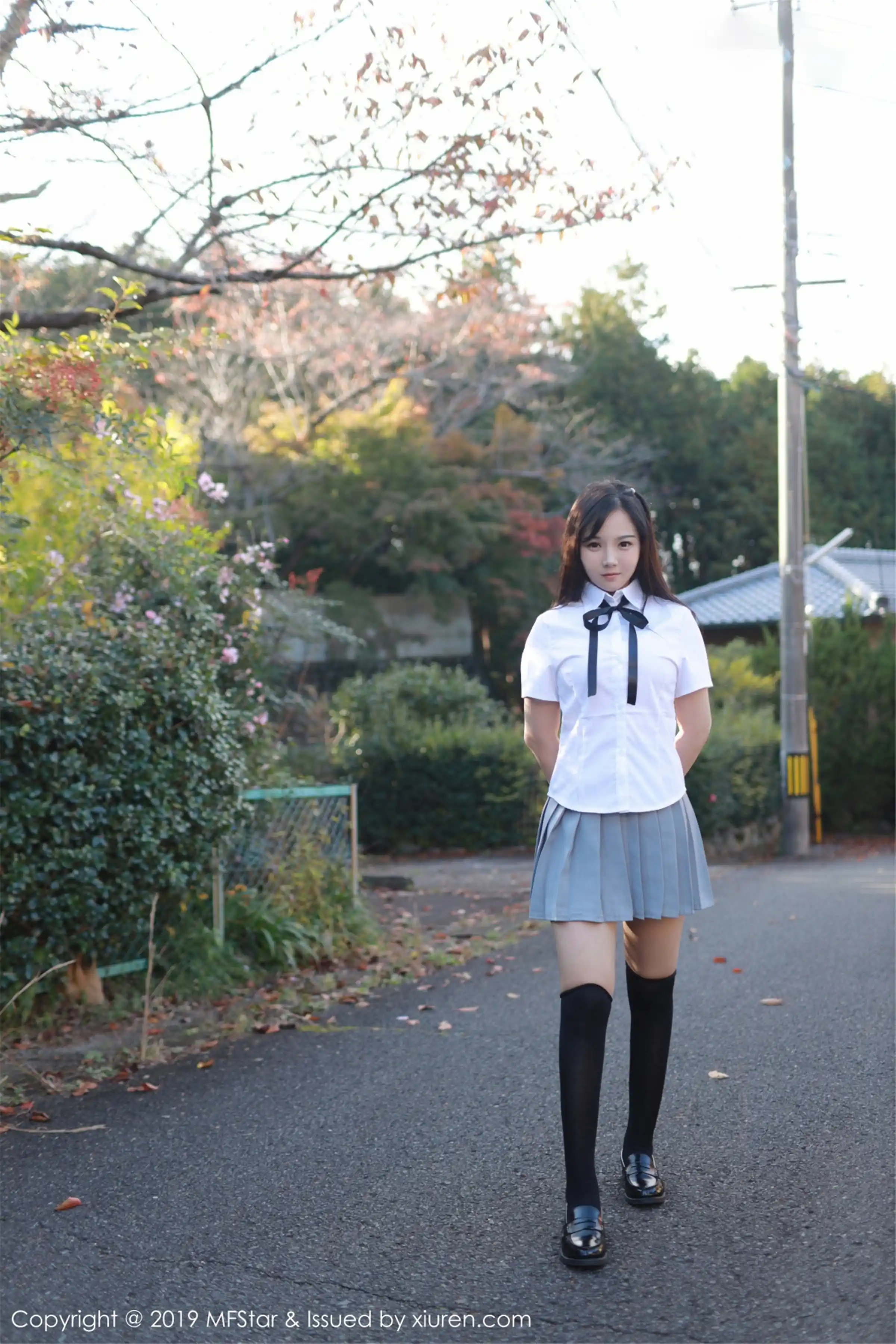 MFStar模范学院 2019.05.24 Vol.193 徐微微mia[40+1P136M] - 第2张