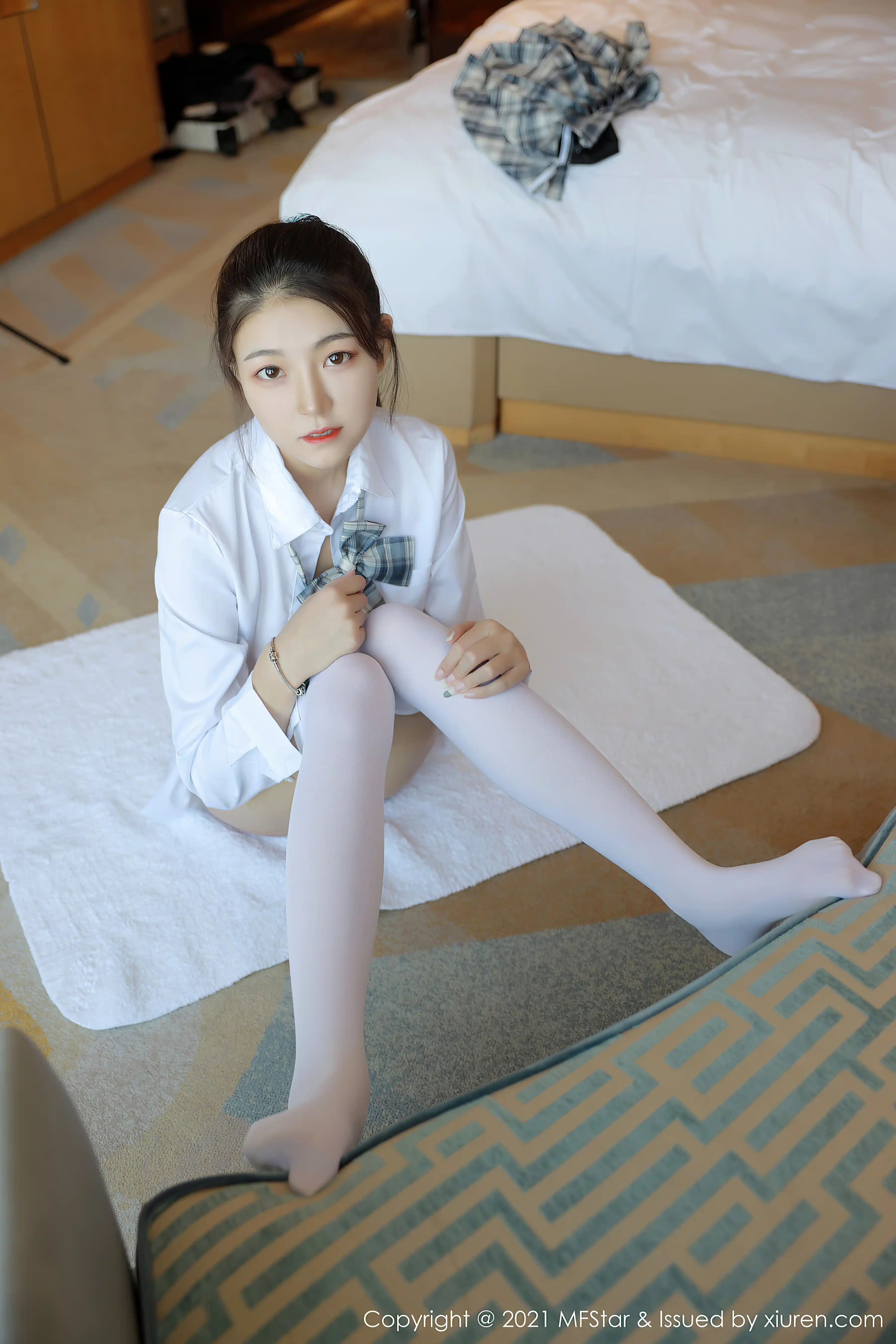 MFStar模范学院 2021.01.27 Vol.448 Laura苏雨彤[40+1P／412MB] - 第3张